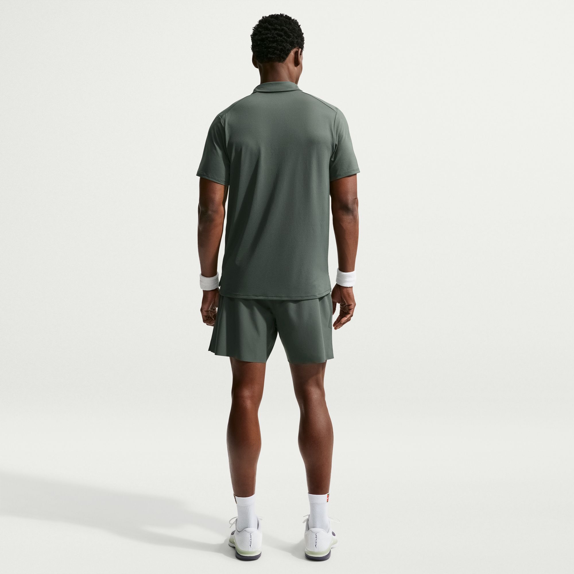 NikeCourt Advantage image number 1