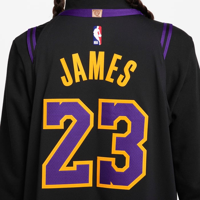 LeBron James Los Angeles Lakers 2023/24 City Edition image number 4 LeBron James Los Angeles Lakers 2023/24 City Edition image number 4