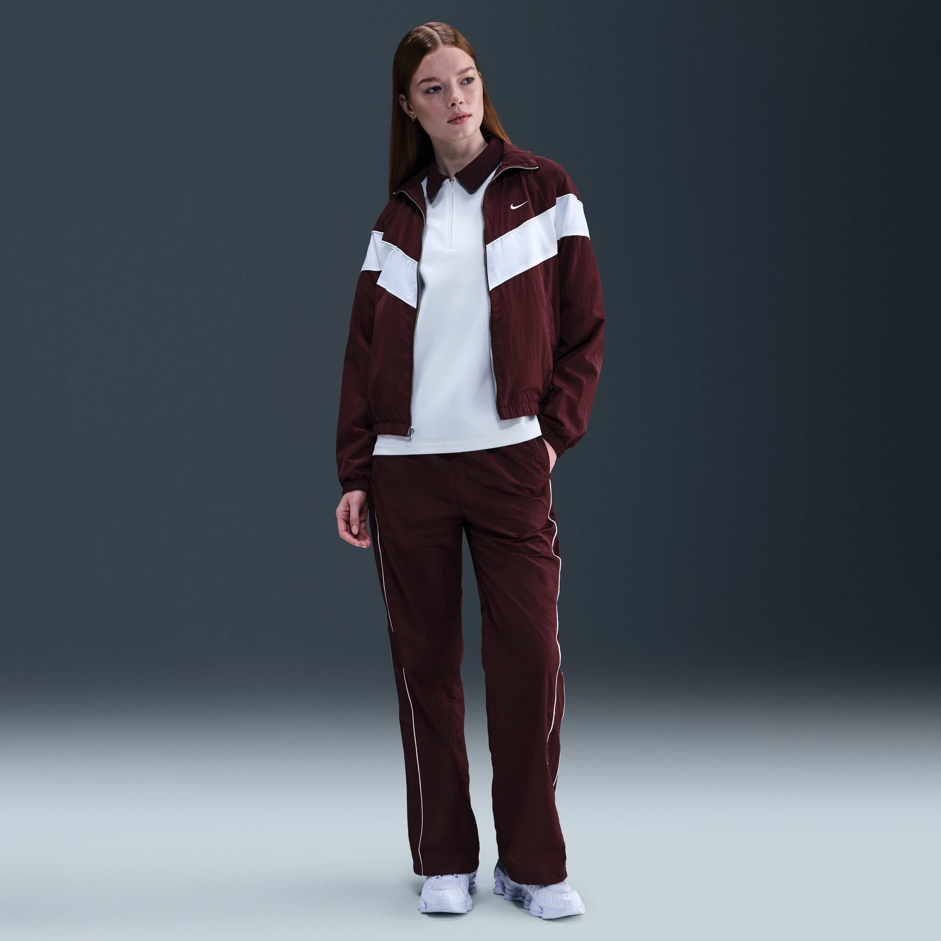 Nike Windrunner image number 0