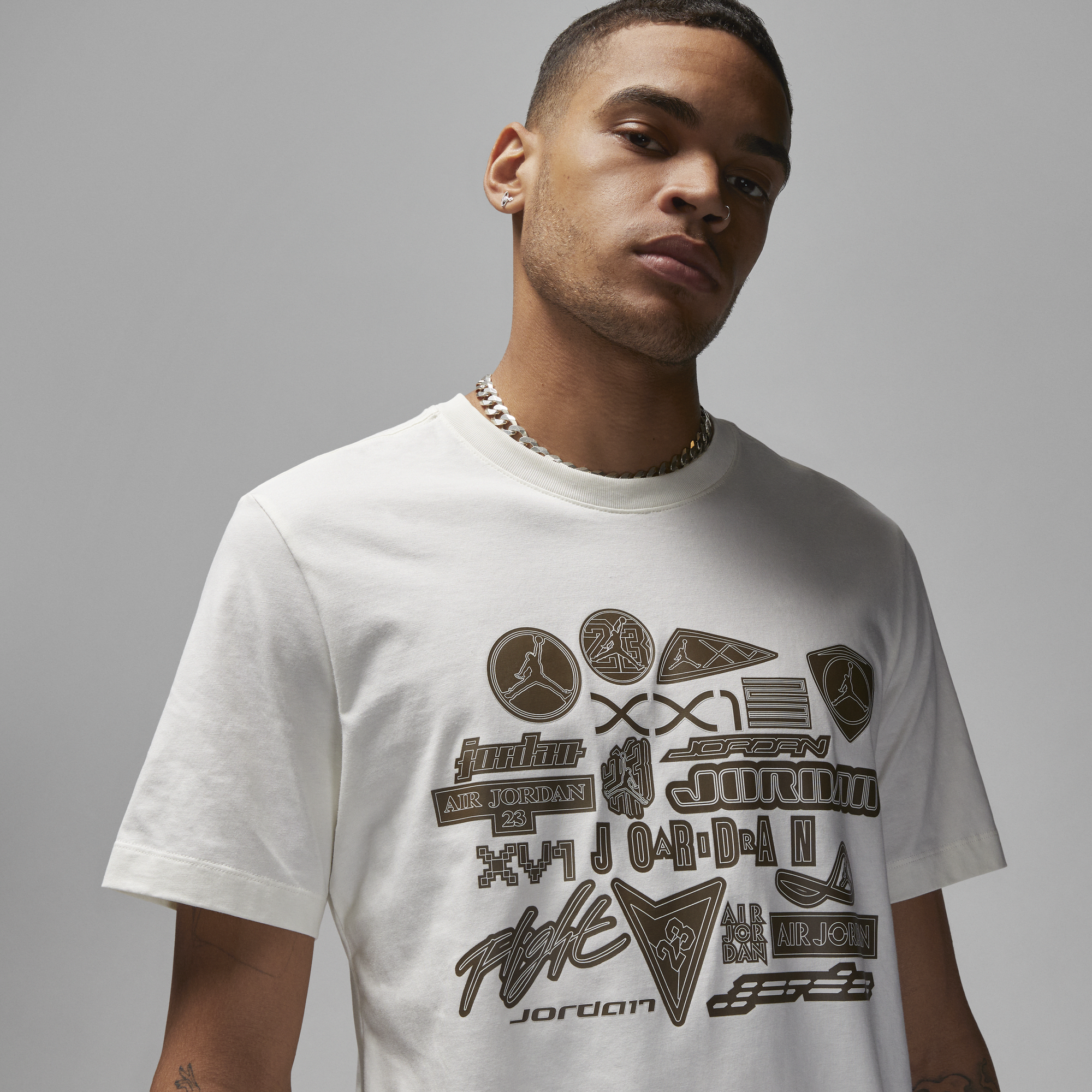 T shirt adidas dan nike on sale