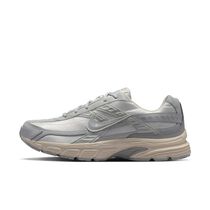 Nike Initiator