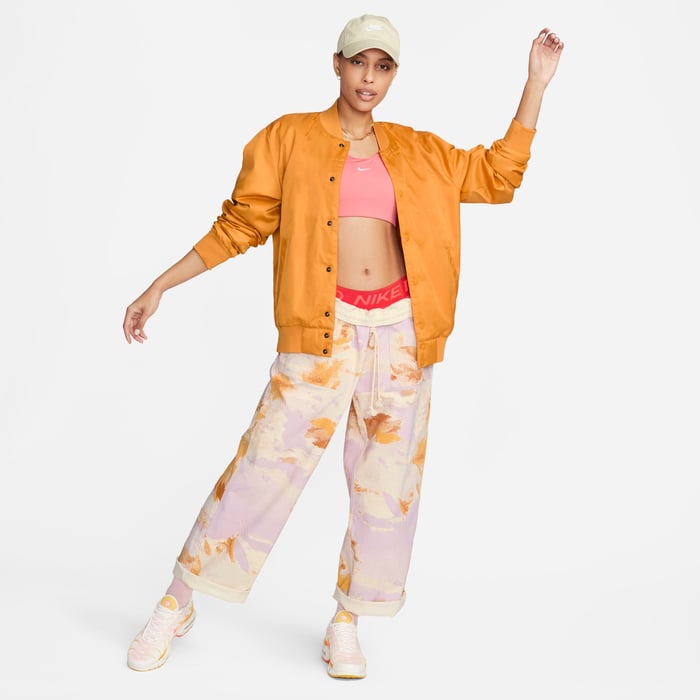 Nike Dri-FIT Swoosh image number 5 Nike Dri-FIT Swoosh image number 5