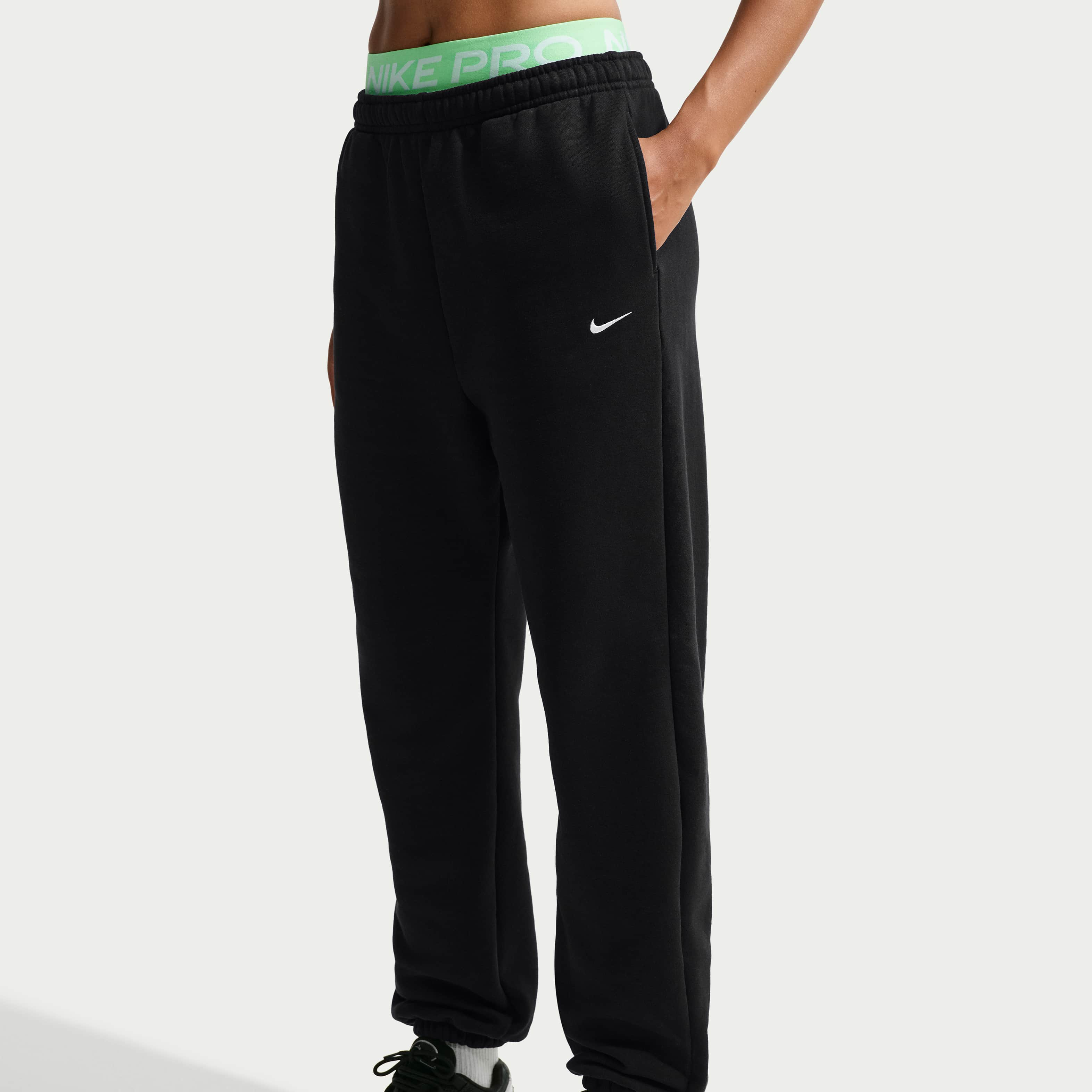 Nike Studio Fleece Medium Weight image number 6