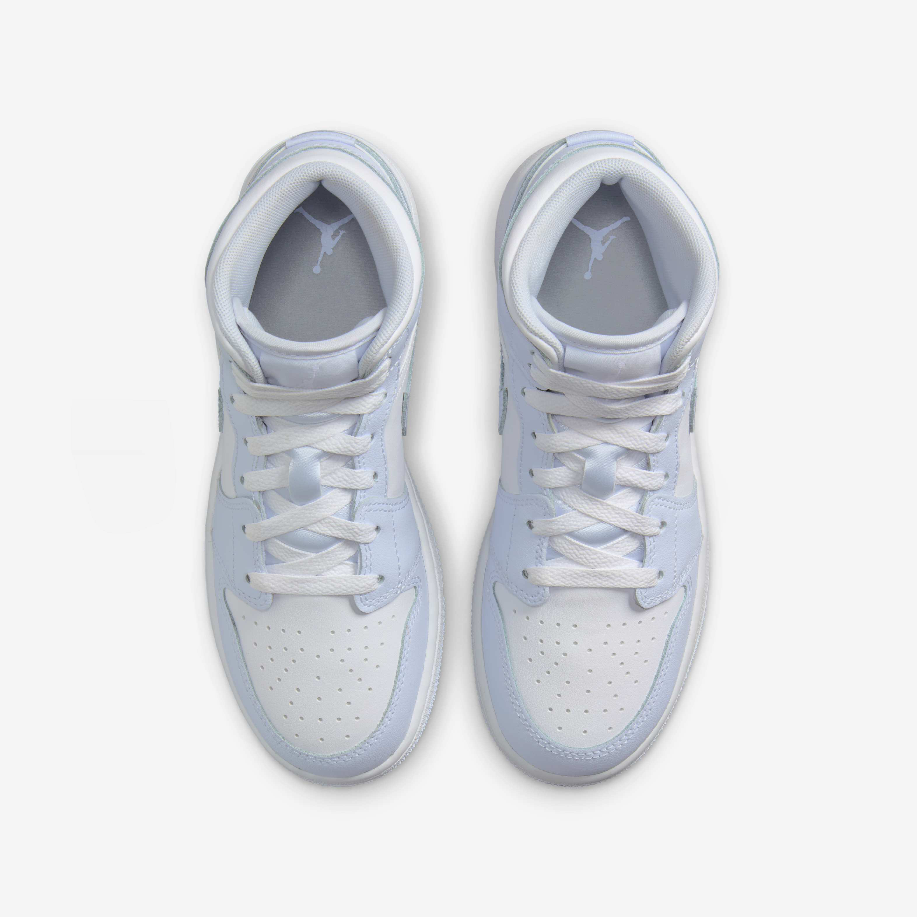 Air Jordan 1 Mid image number 3