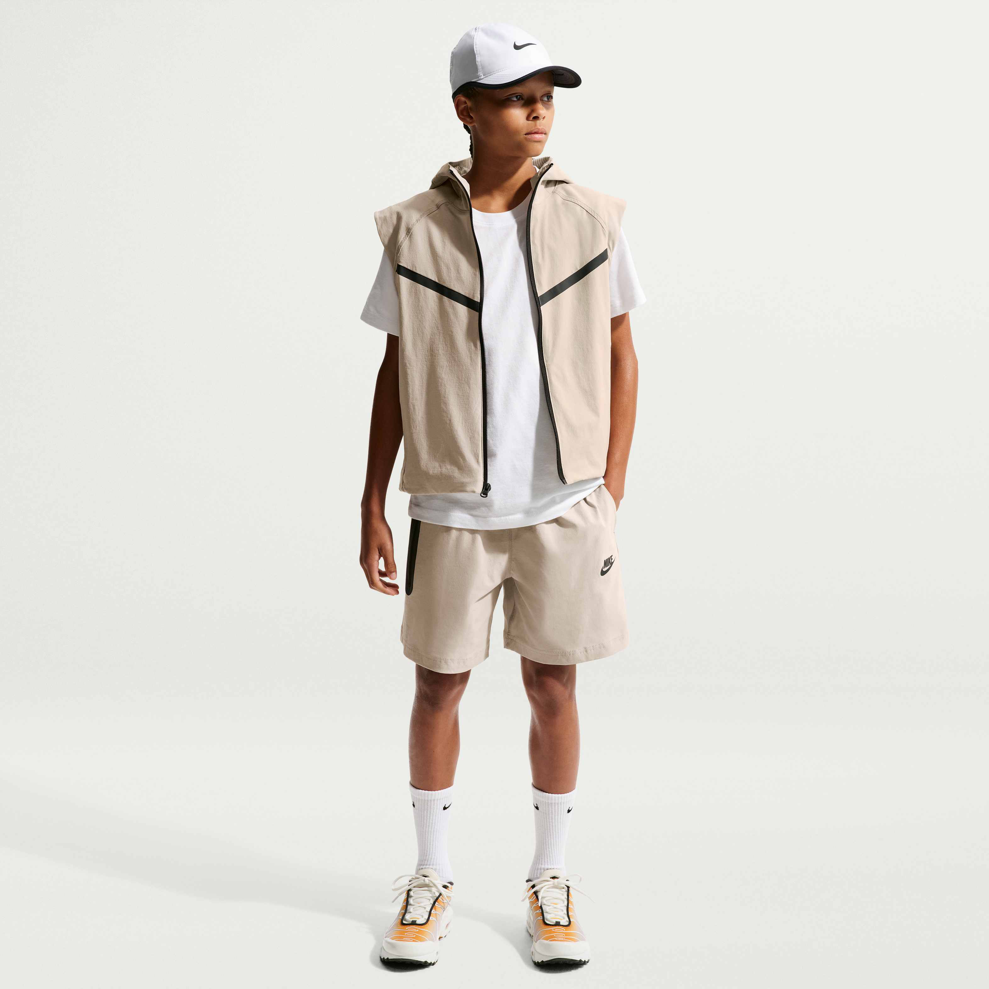 Nike Sportswear Tech image number 0