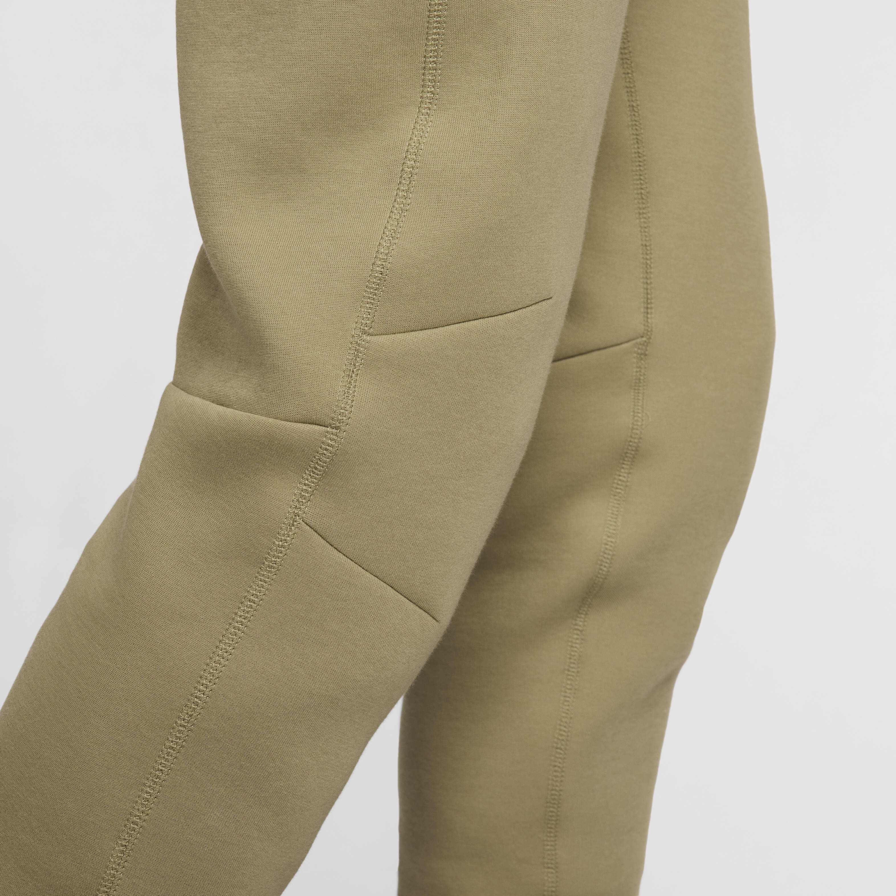 Nike Sportswear Tech Fleece image number 5