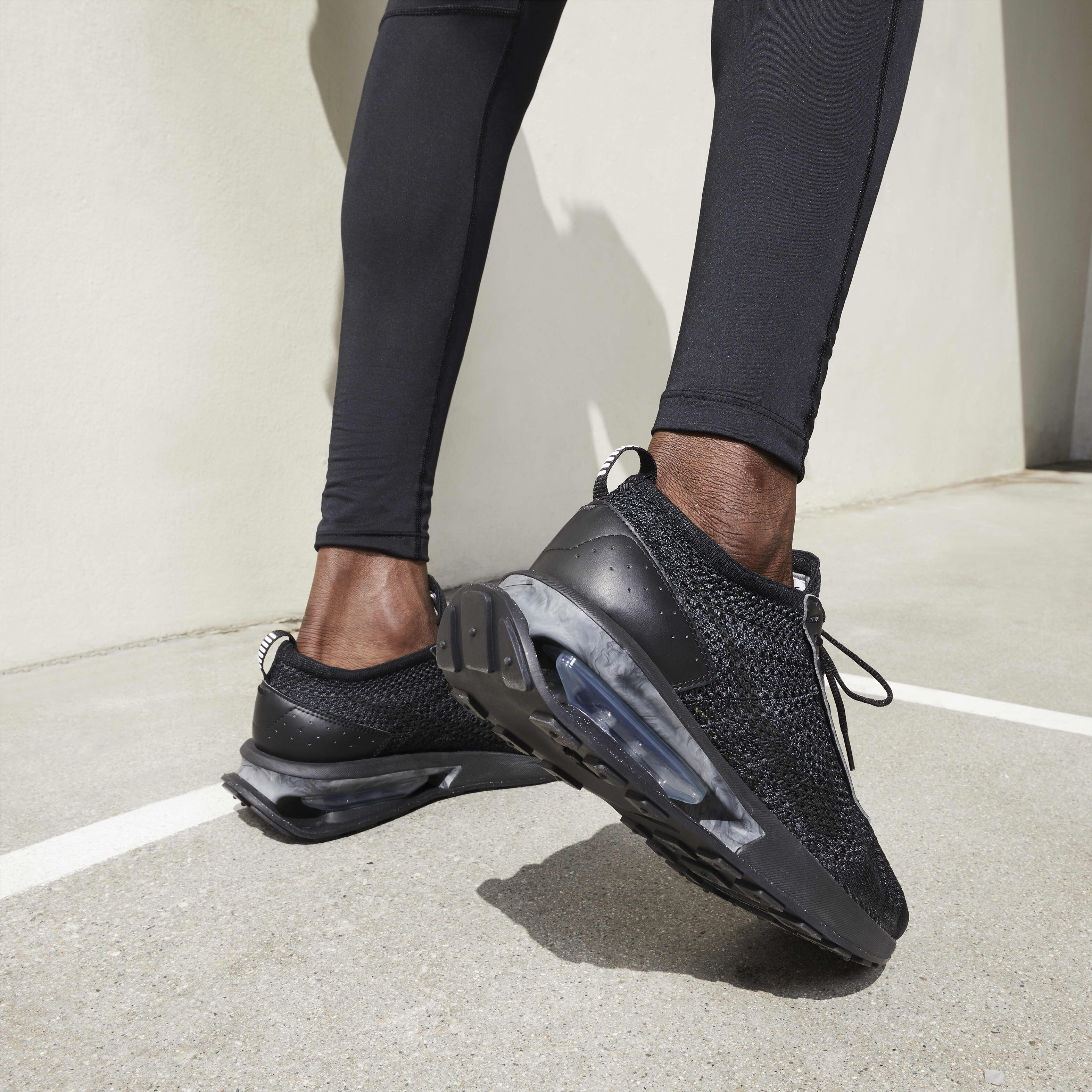Mens nike flyknit racer deals