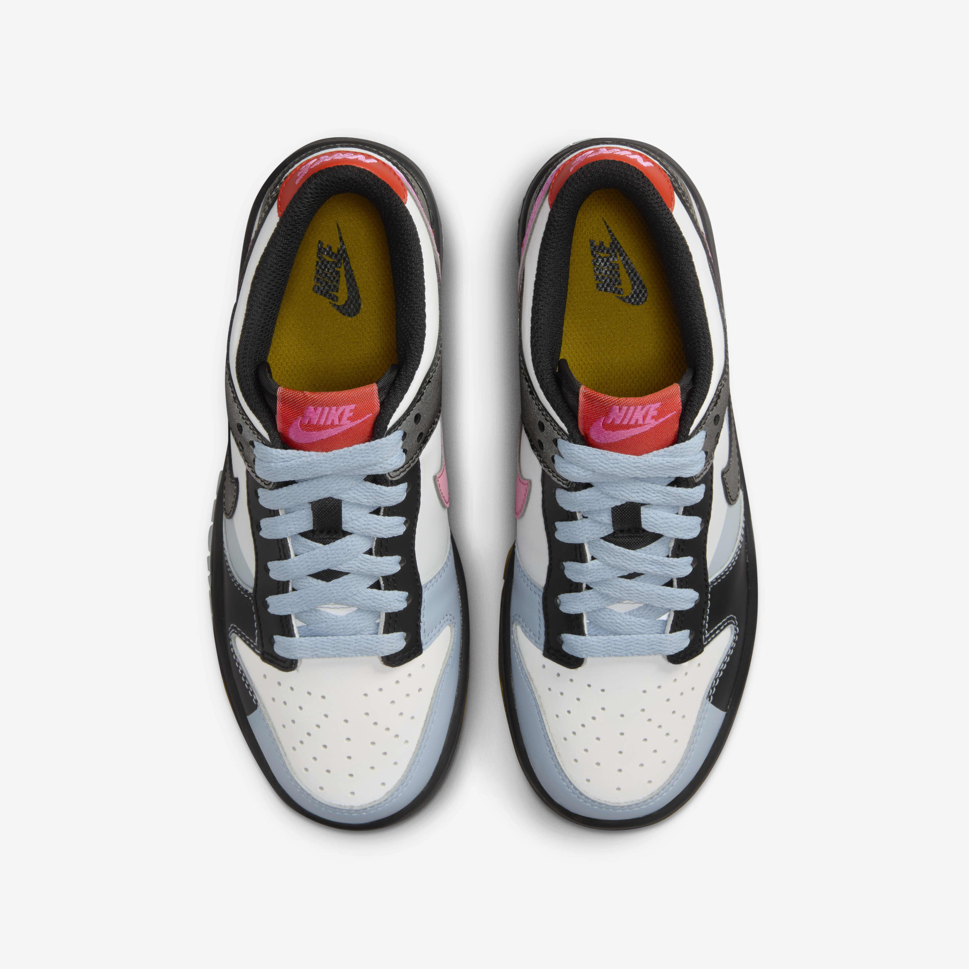 Nike Dunk Low SE image number 3