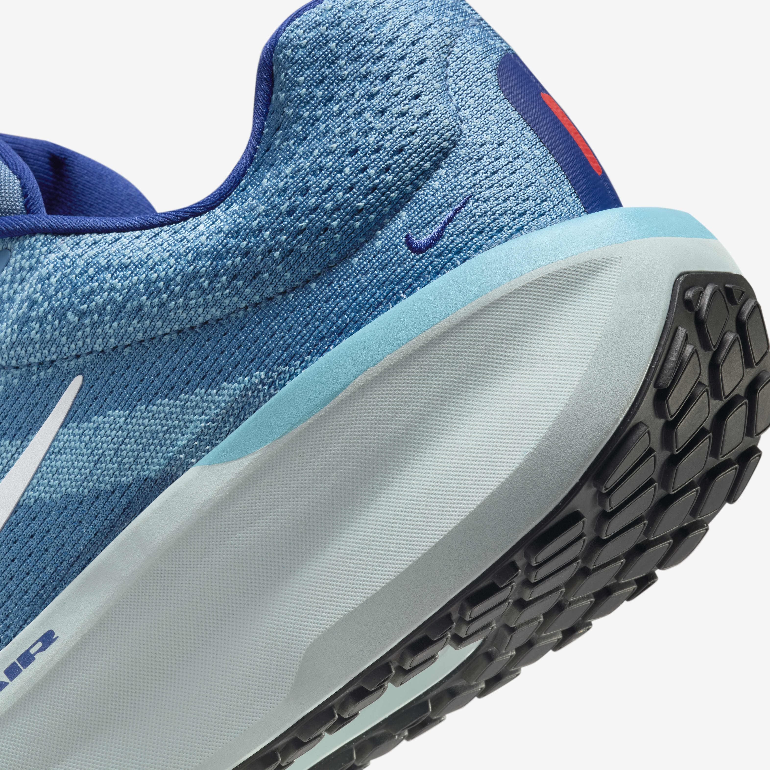 Buy Nike Winflo 11 Men s Road Running Shoes Nike Saudi Official
