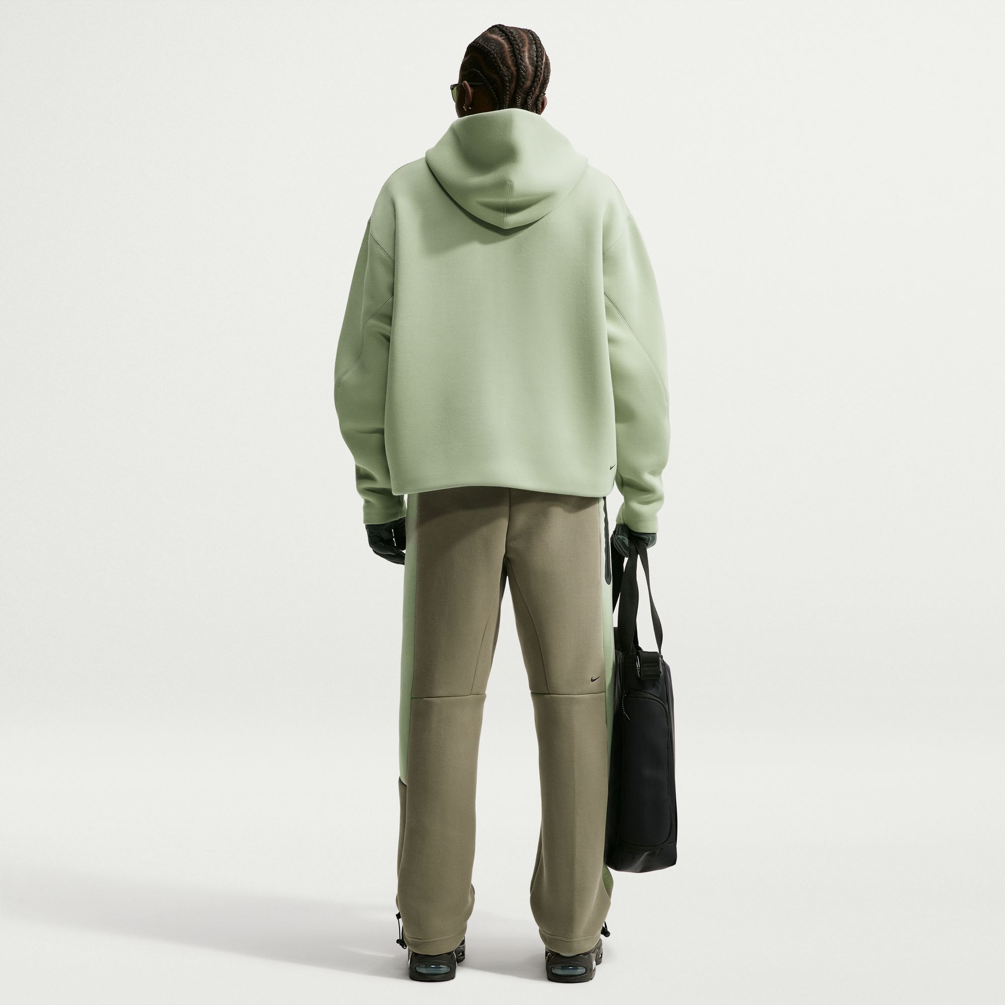 Nike Tech image number 1