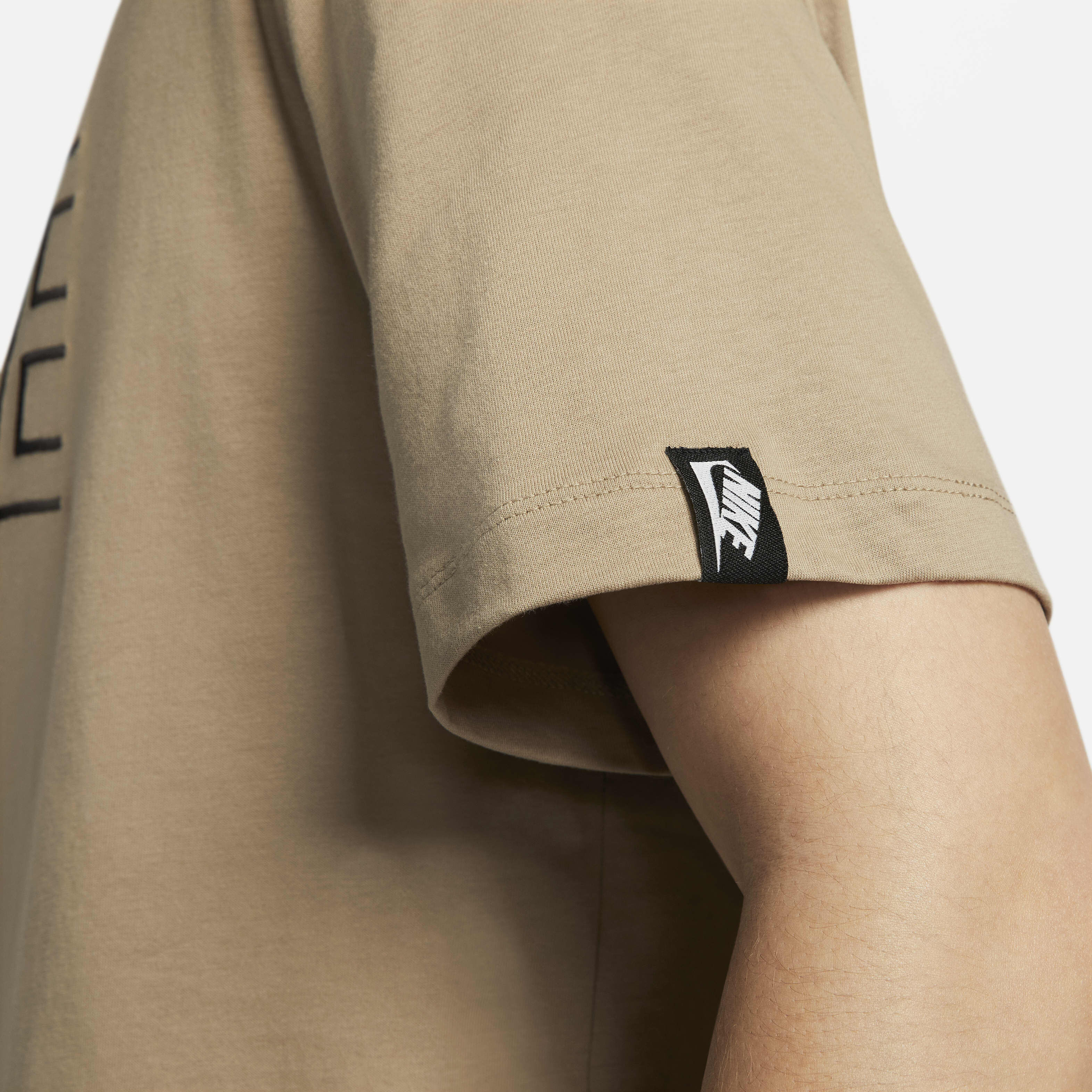 نايكي سبورتسوير image number 4