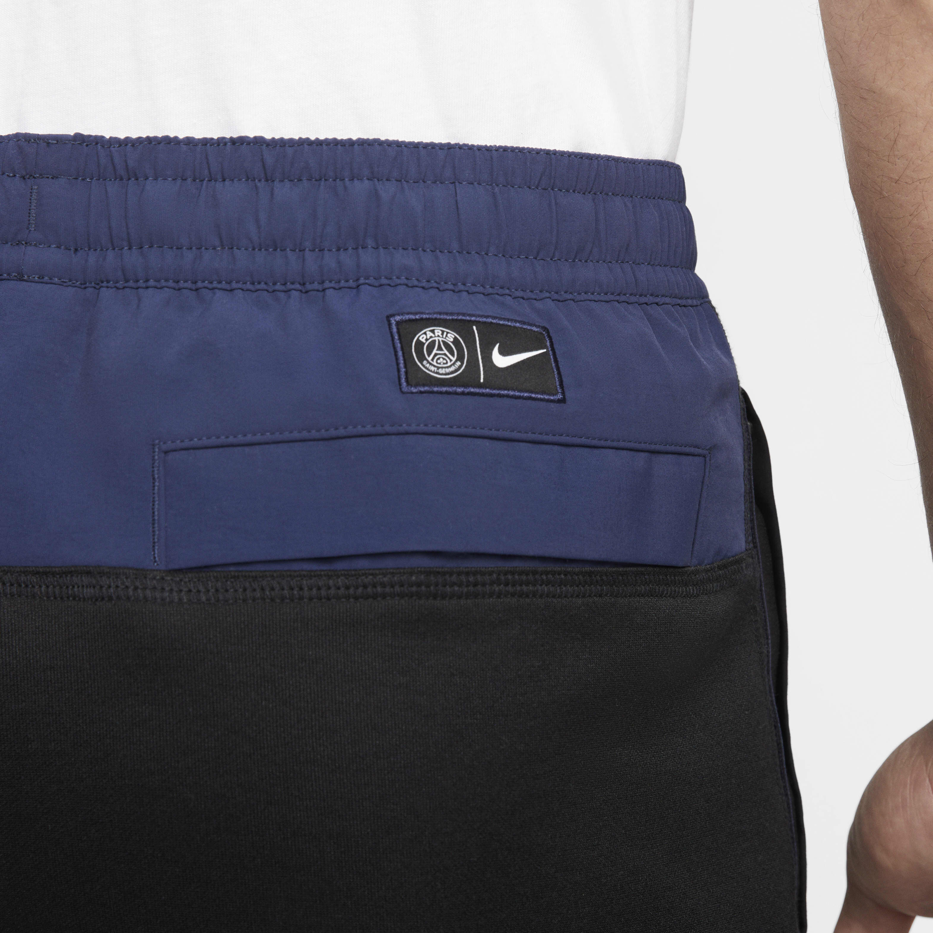 Paris Saint-Germain image number 4