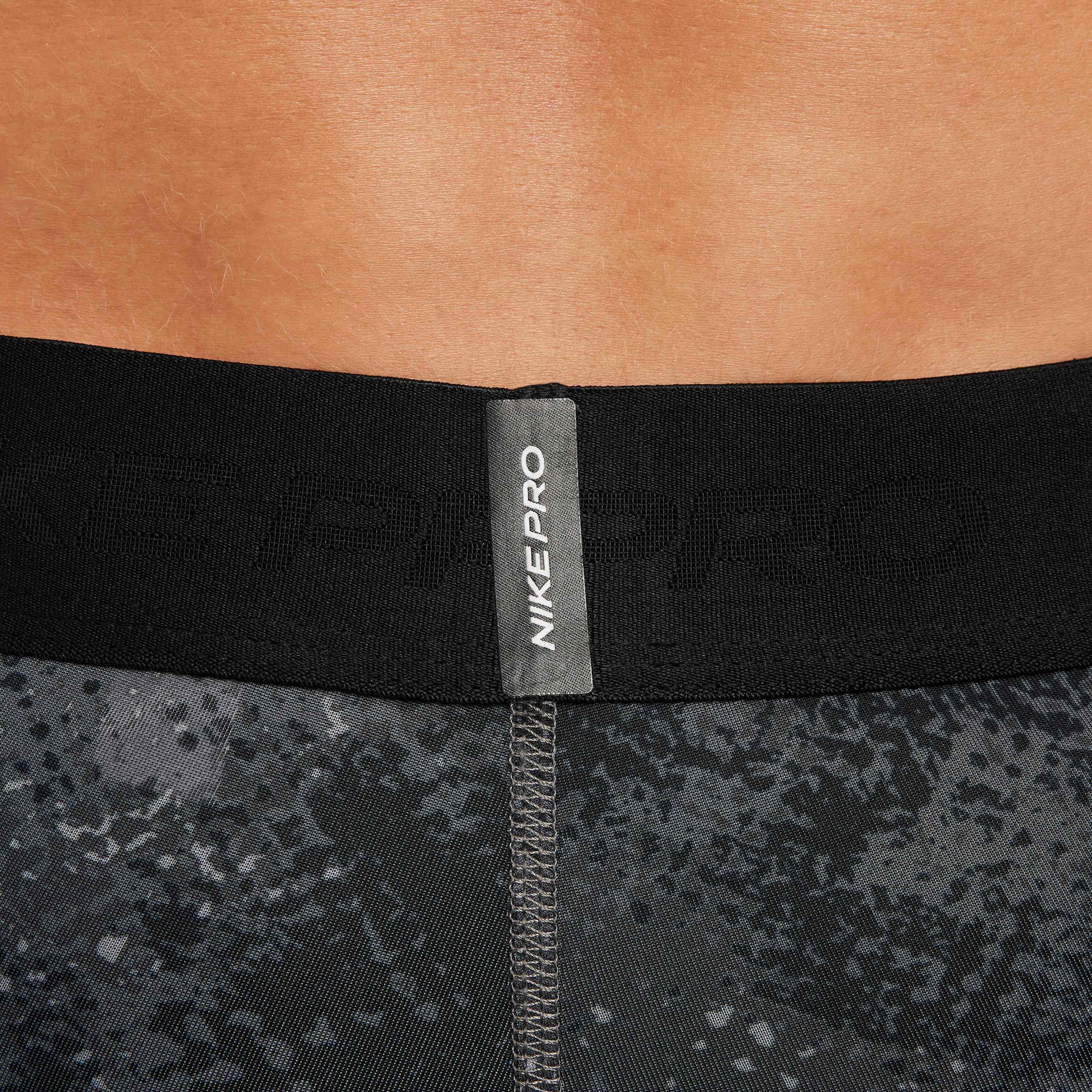 Nike Pro Camo image number 3