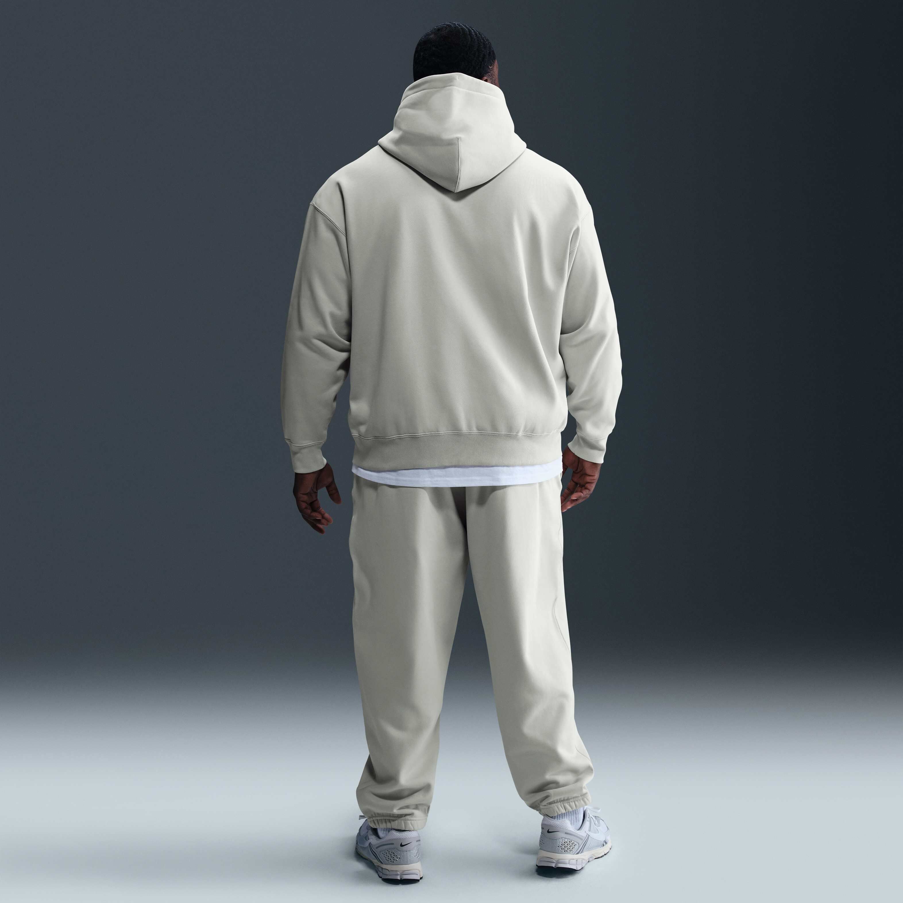 نايكي سولو سووش image number 13