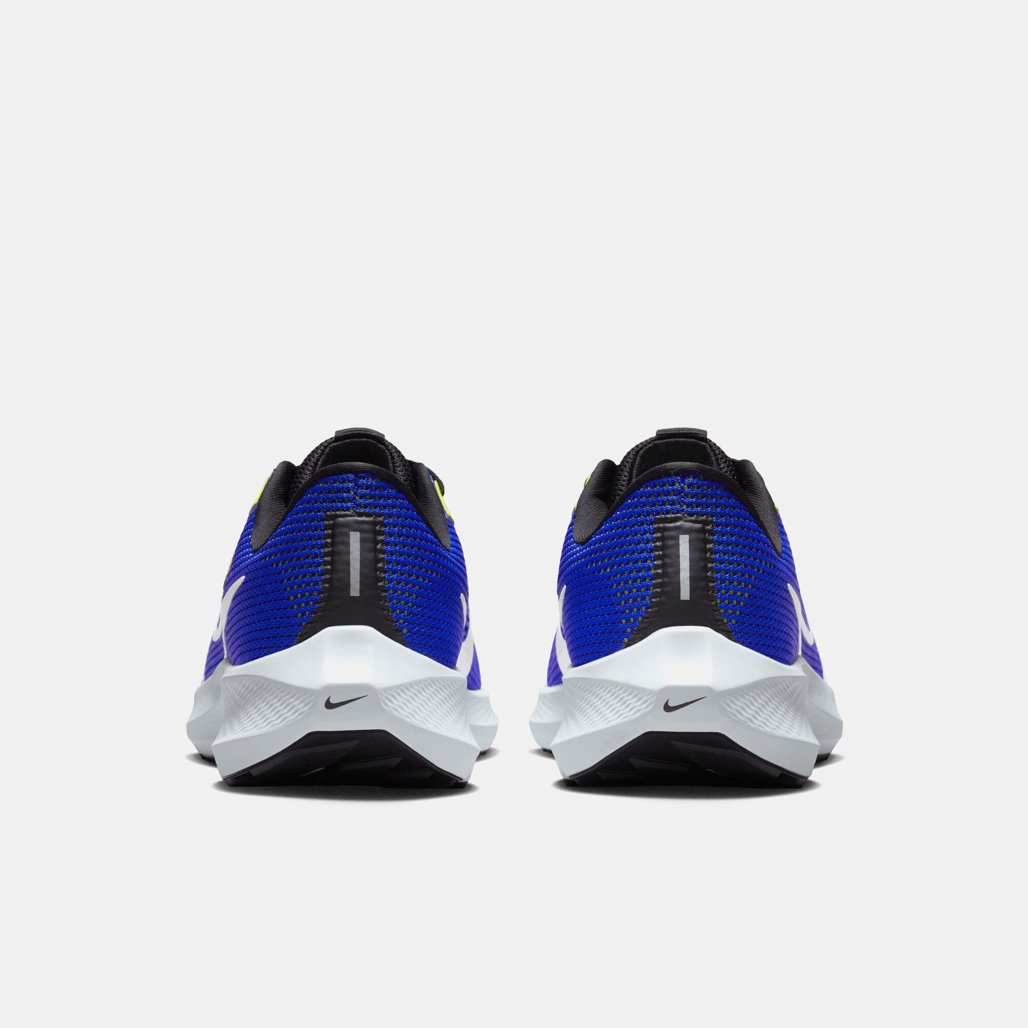 Nike Pegasus 40 image number 1