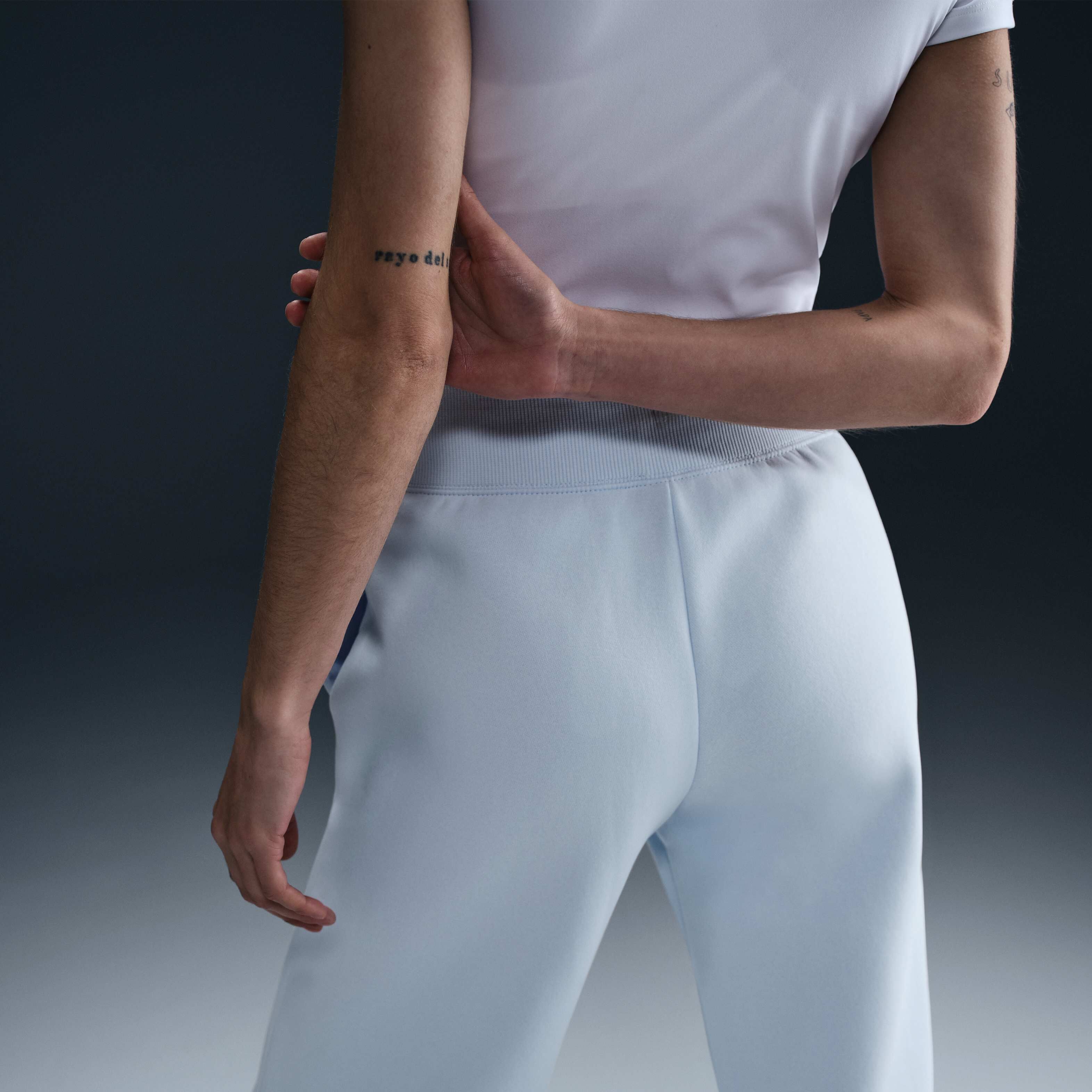 Nike Sportswear Phoenix Fleece image number 2