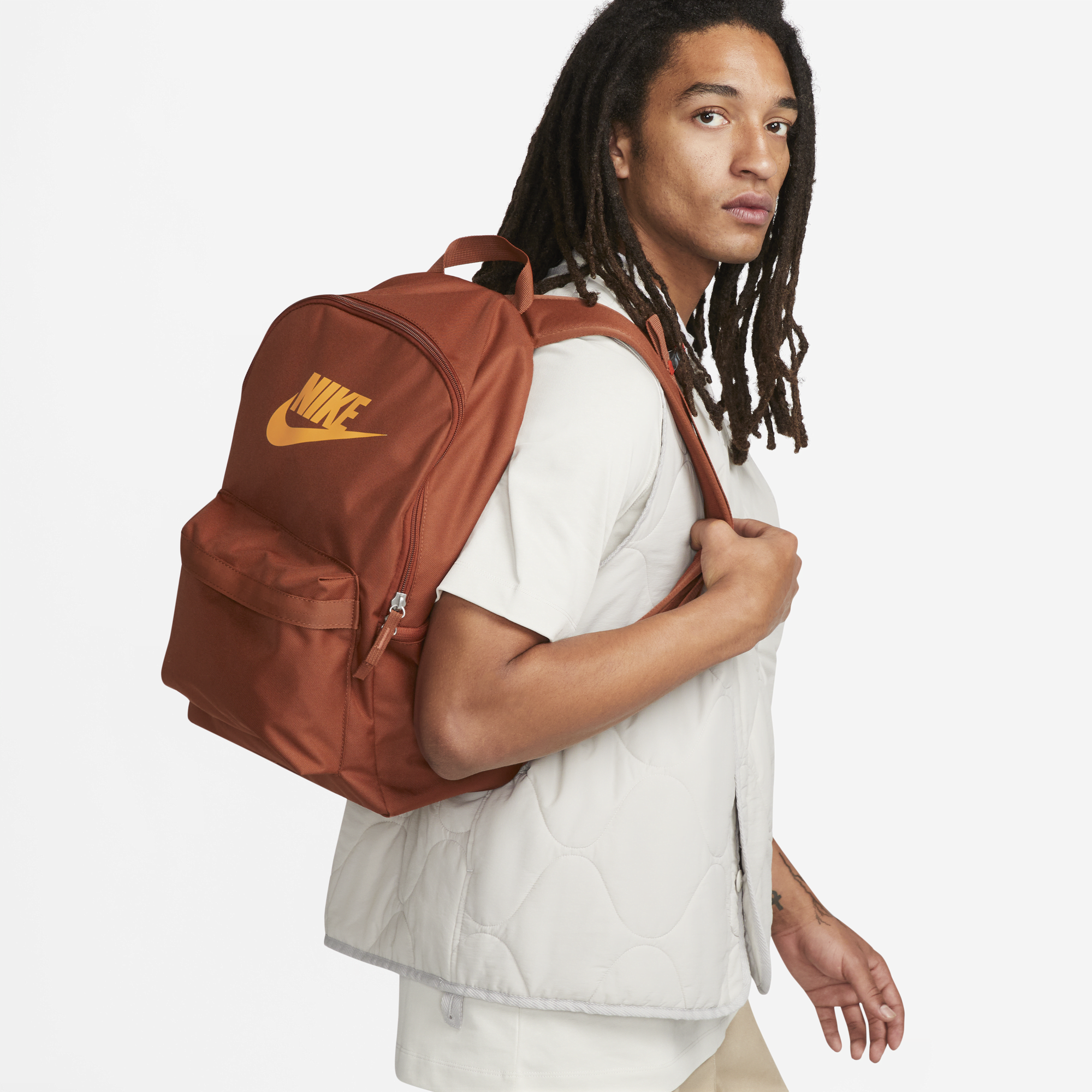 Nike backpacks deals under 2000