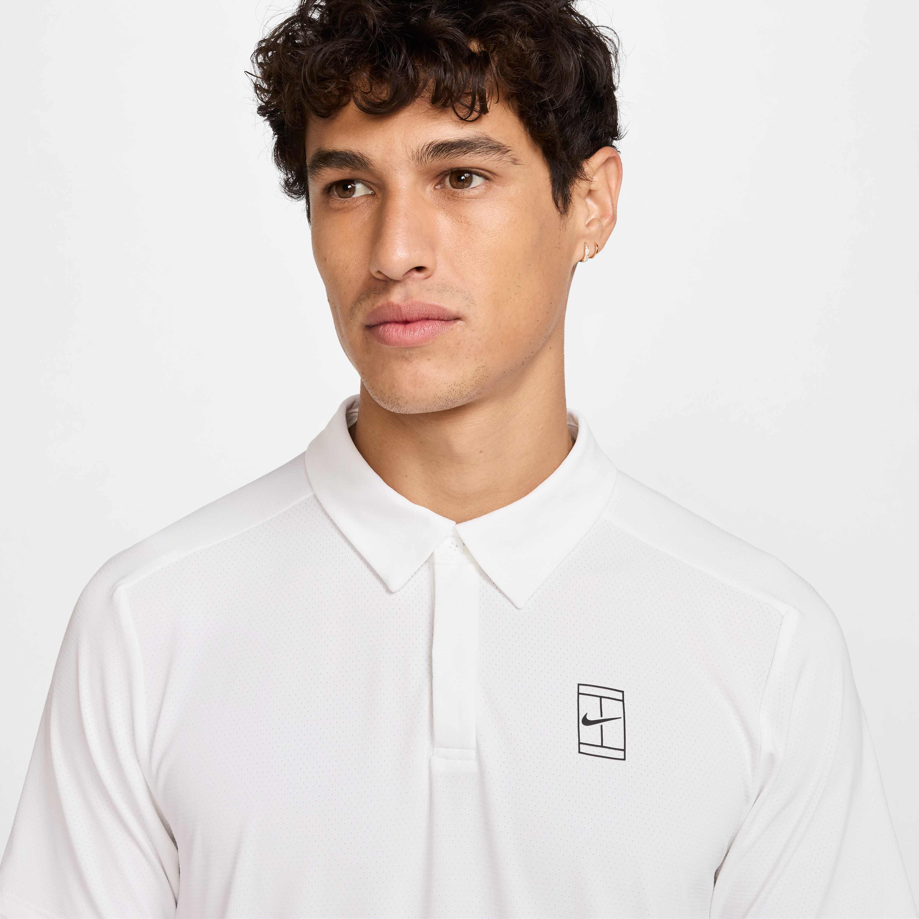 NikeCourt Advantage image number 2