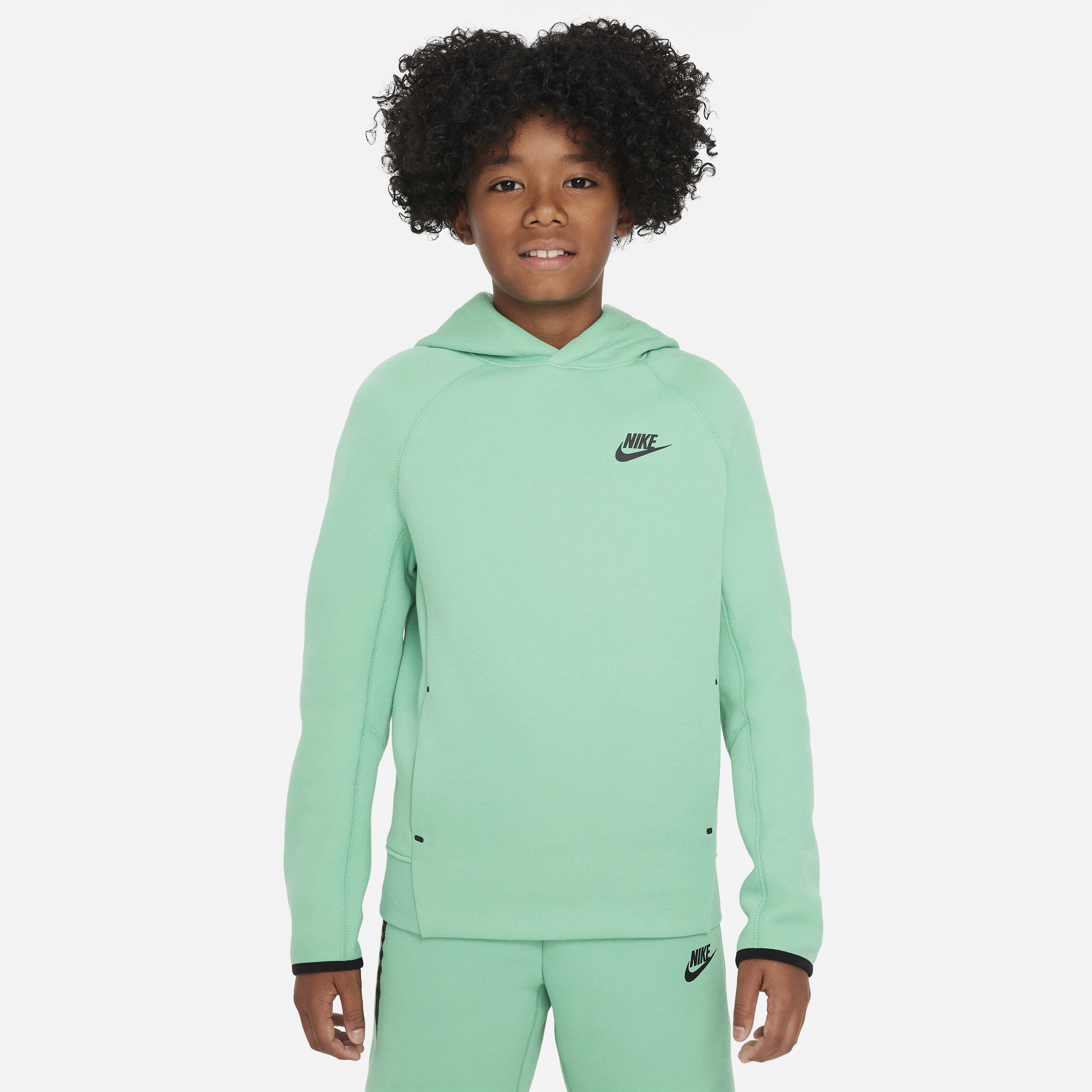 نايكي سبورتسوير تك فليس image number 0