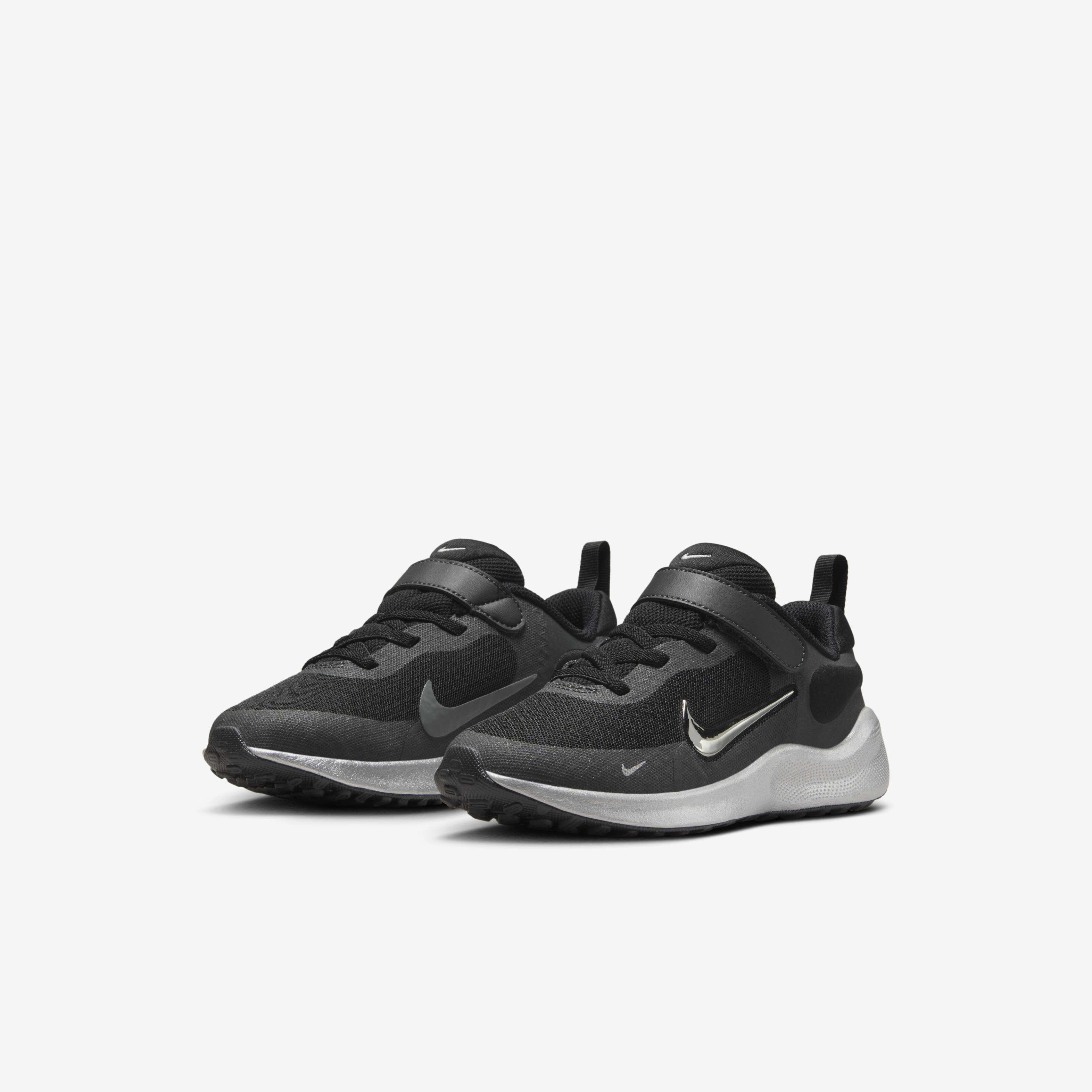 Buy Nike Revolution 7 SE Younger Kids Shoes Nike Saudi Official