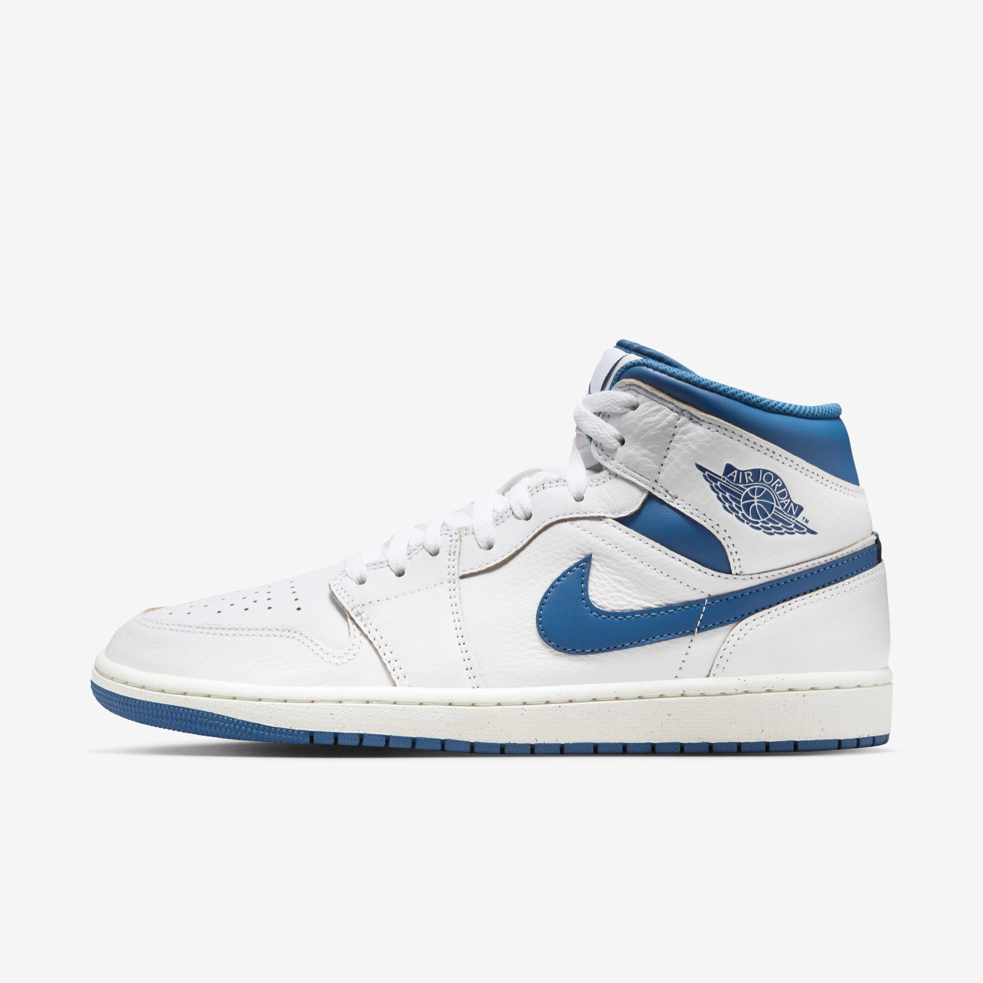 Buy Air Jordan 1 Mid SE Men s Shoes Nike Saudi Official