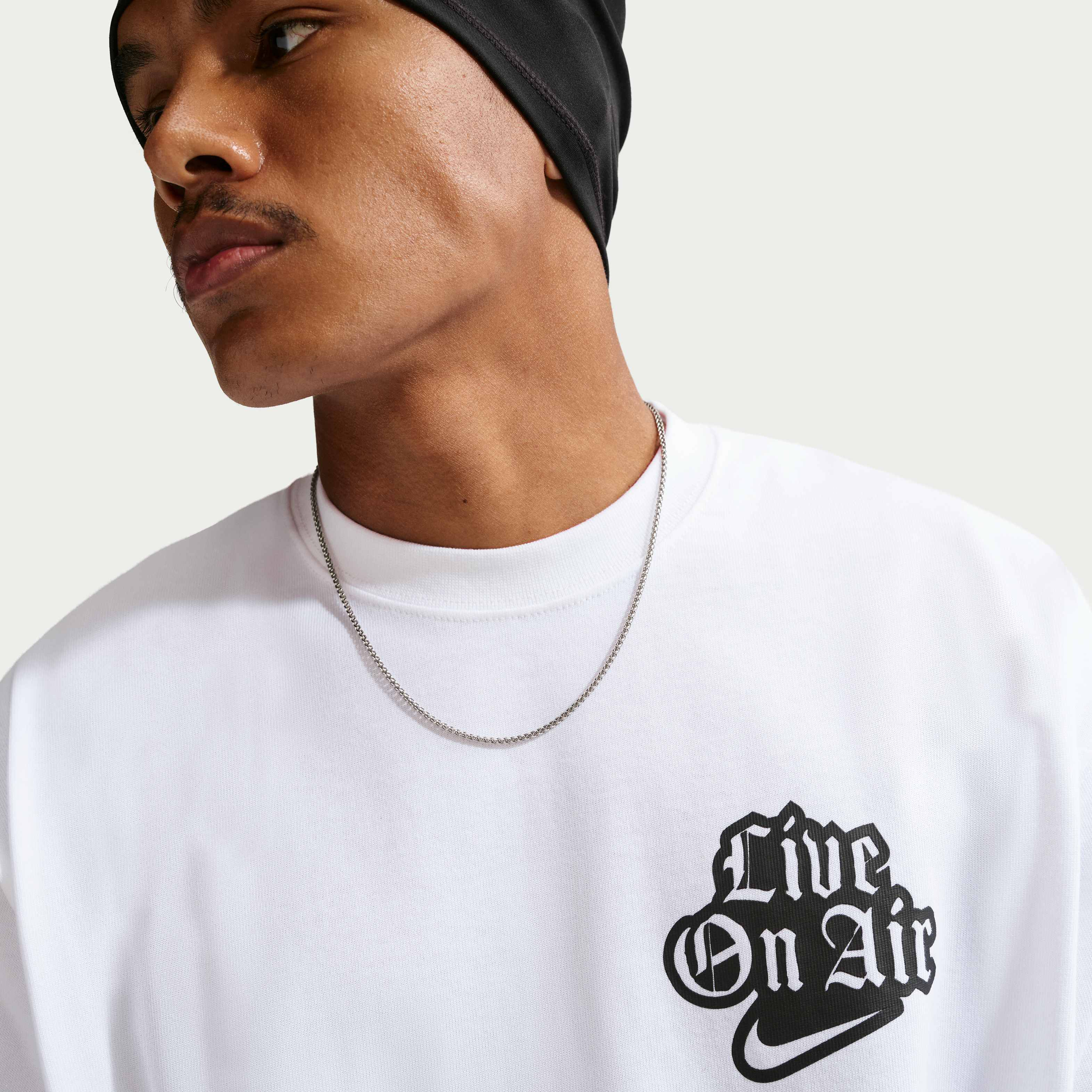 نايكي سولو سووش image number 2