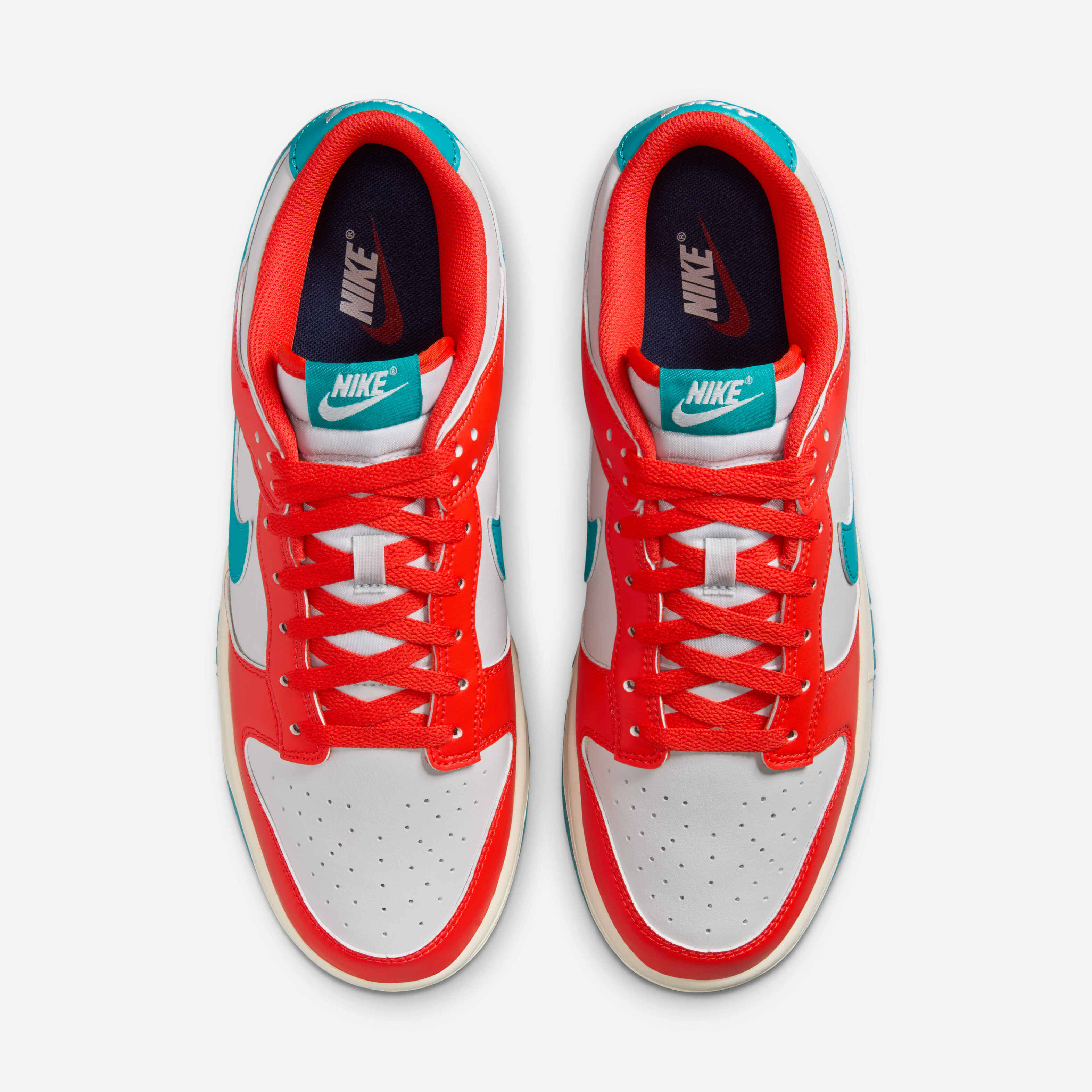 Nike Dunk Low Retro image number 3