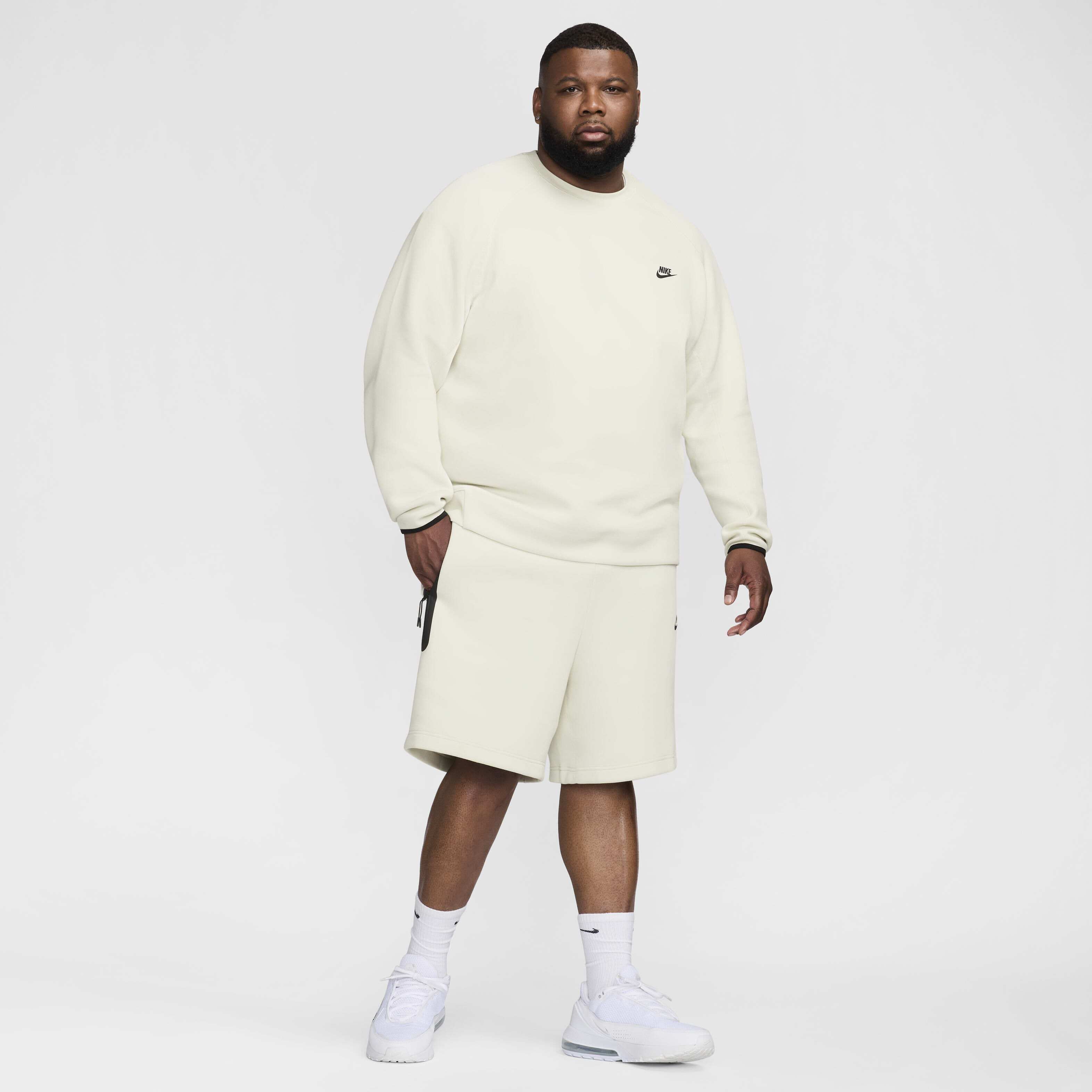 Nike Sportswear Tech Fleece image number 16