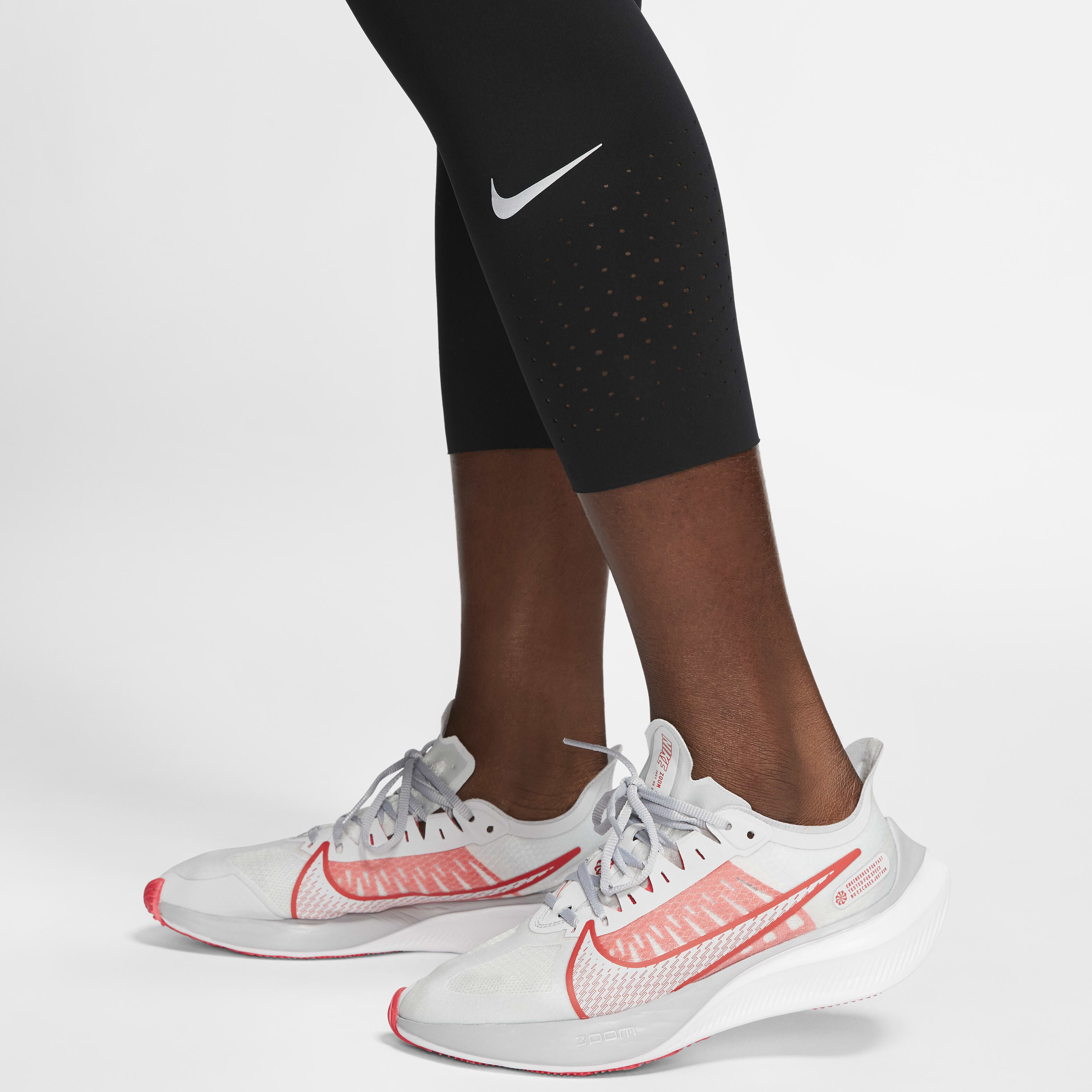 Nike epic lux women's running crops clearance