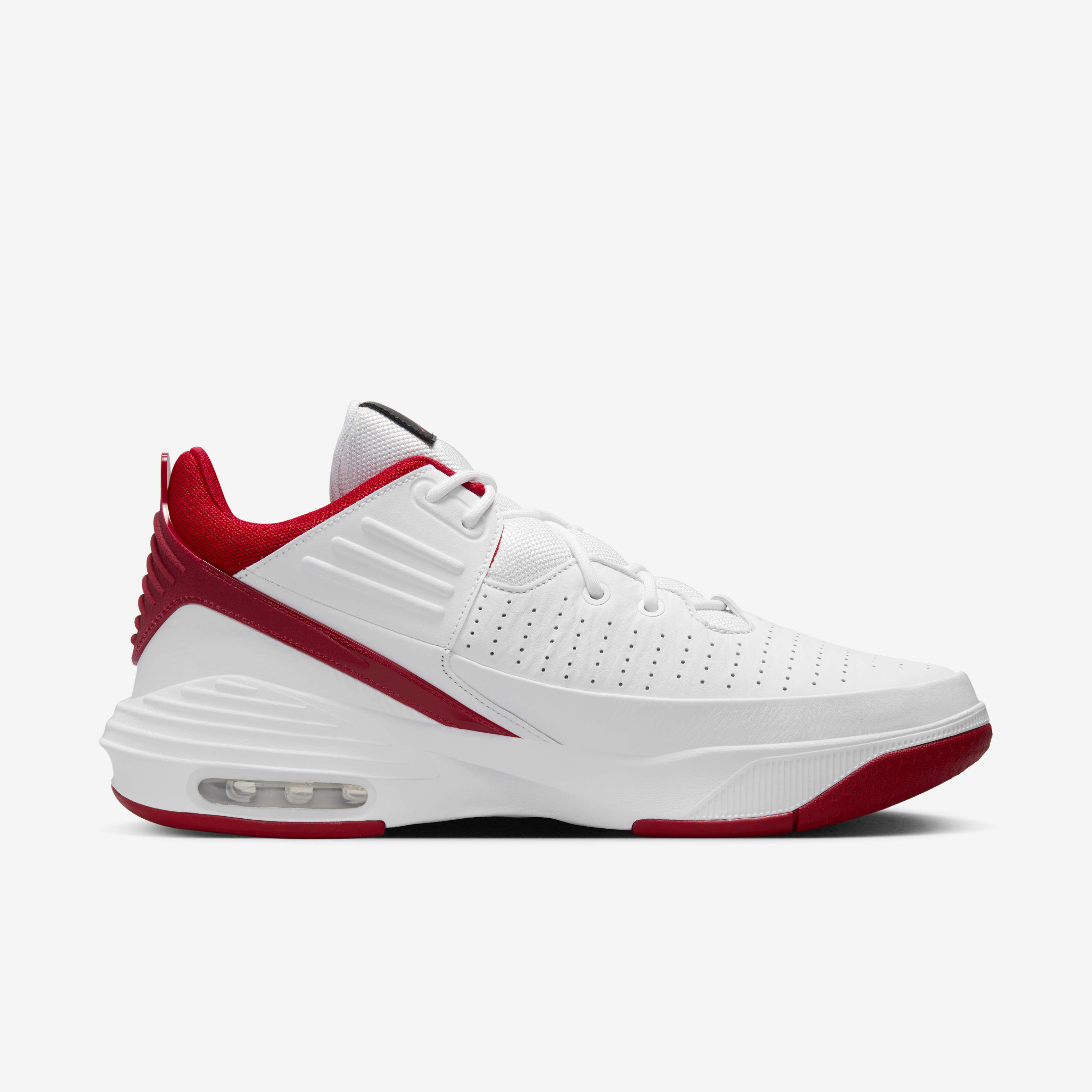 Buy Jordan Max Aura 5 Men s Shoes Nike Saudi Official