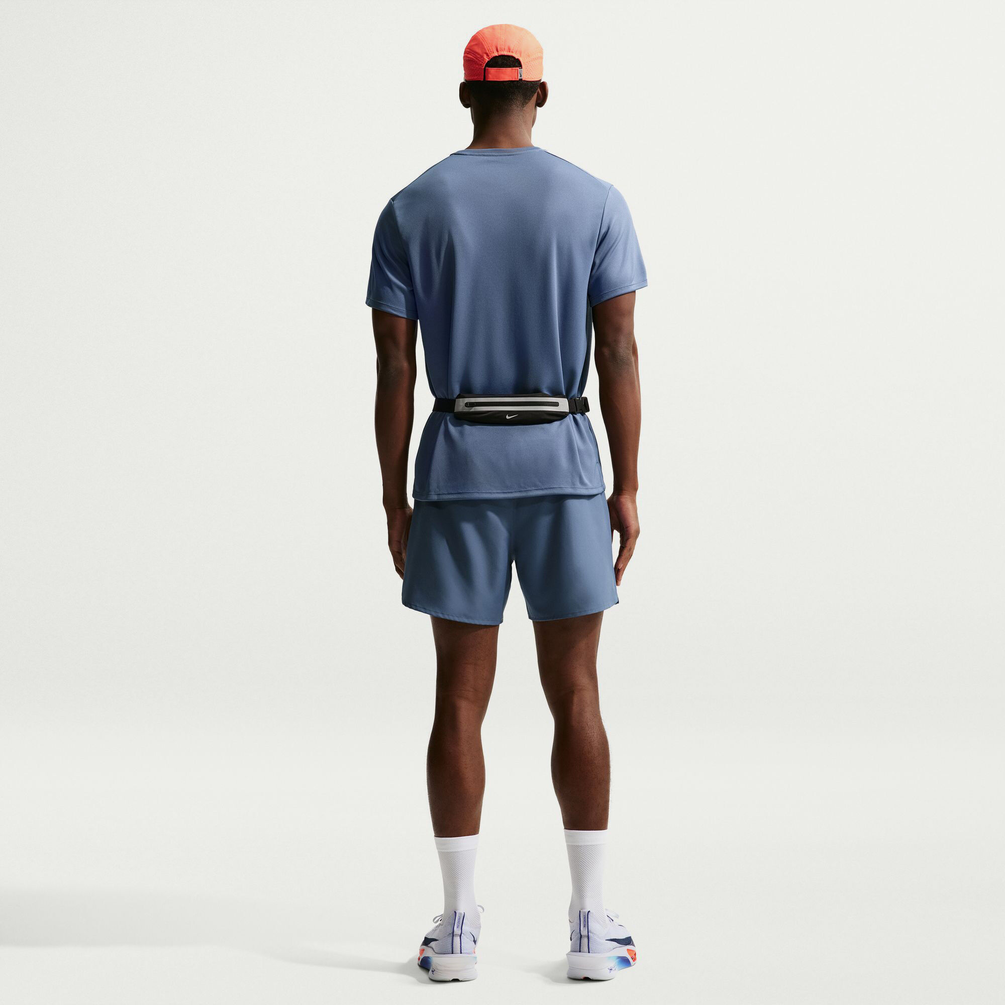 Nike Challenger image number 1