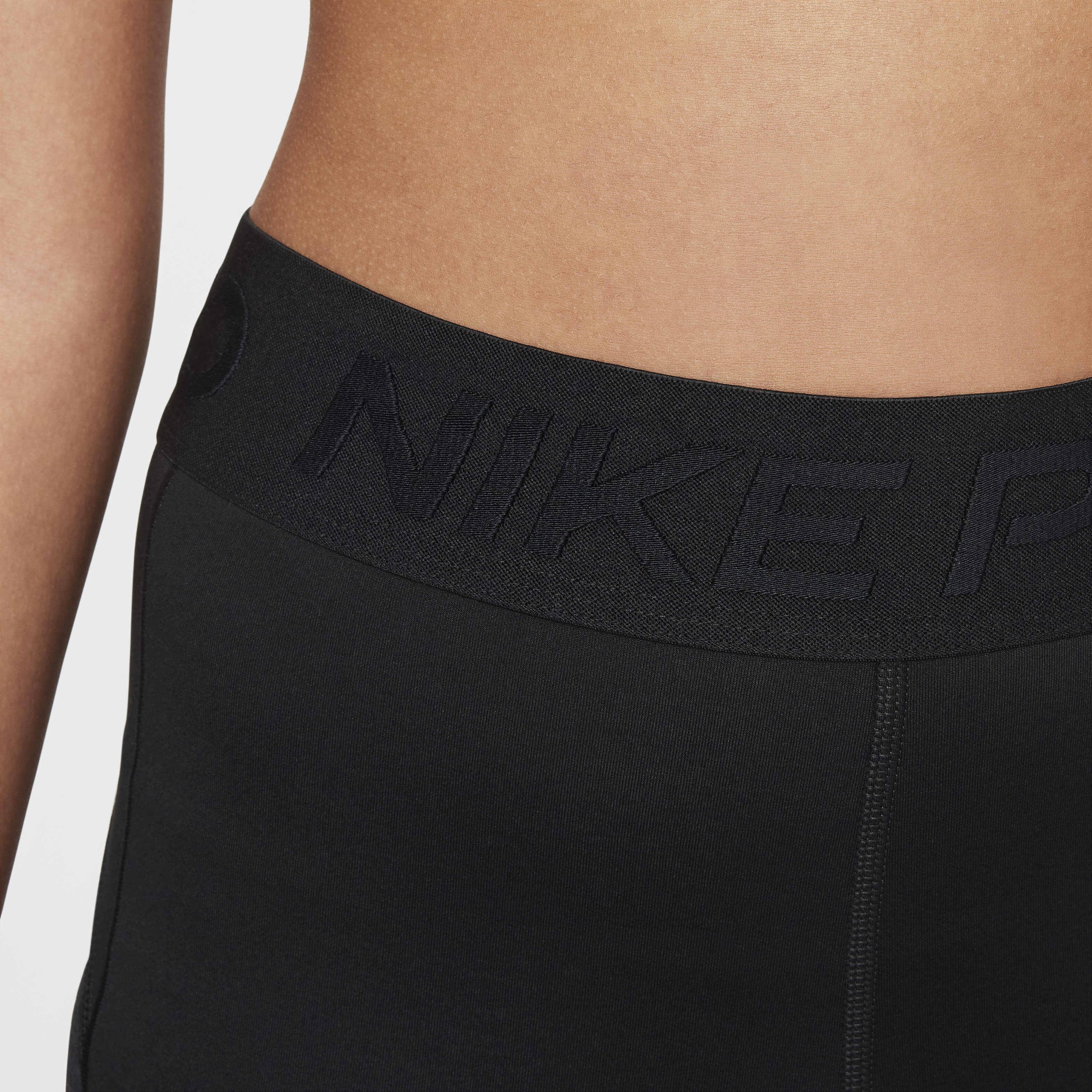 Nike Pro image number 2