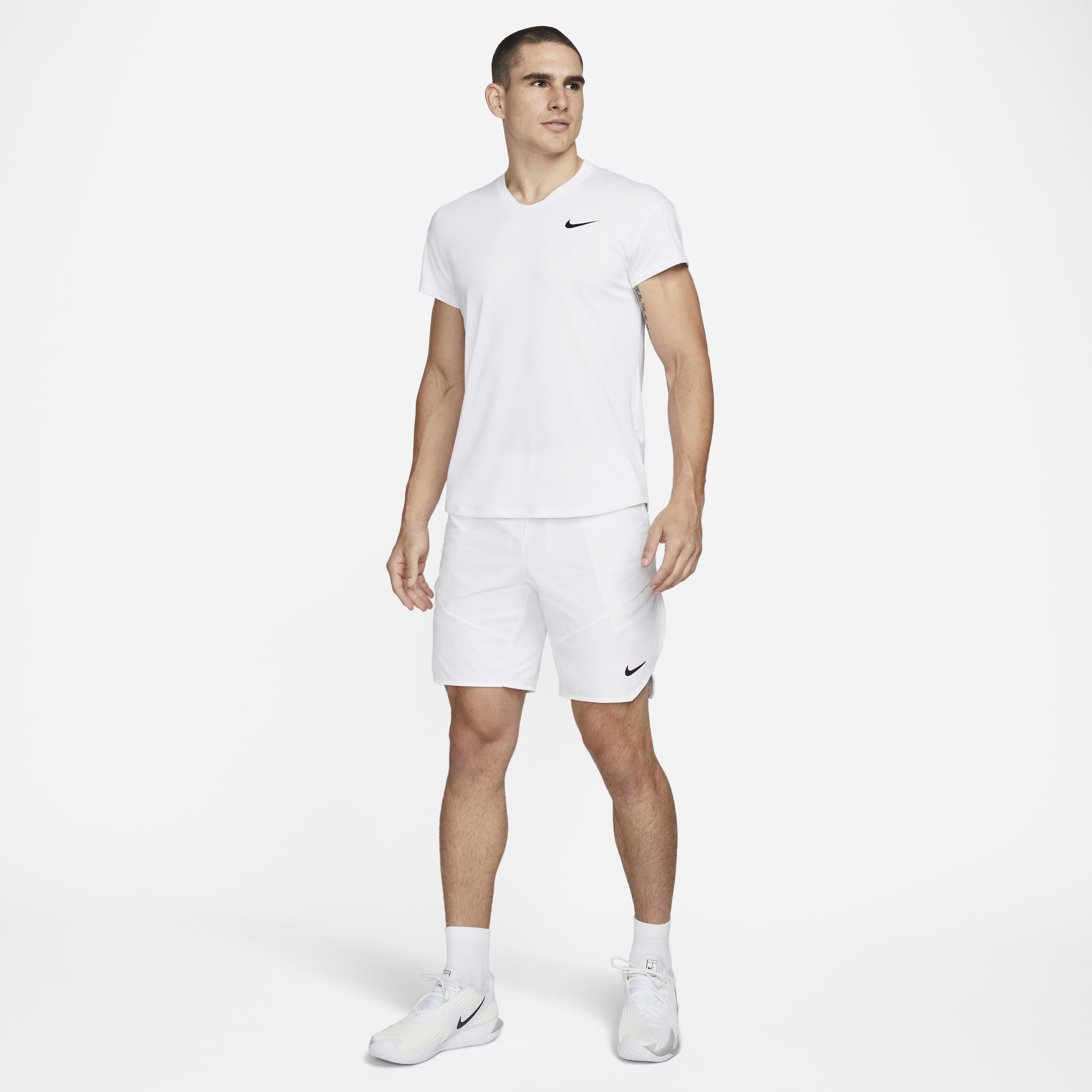 NikeCourt Dri-FIT Advantage image number 6