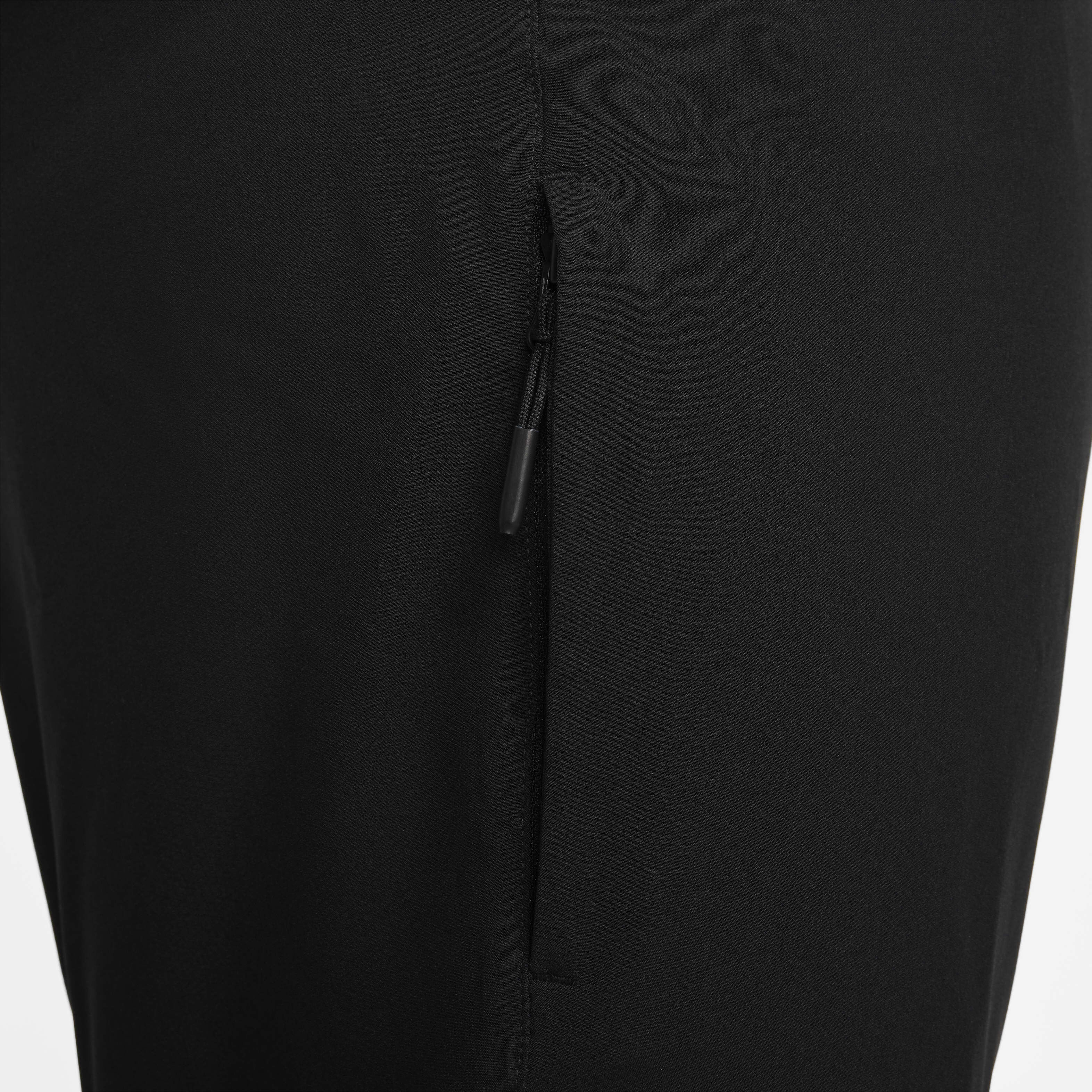 نايكي انسكريبتد image number 10