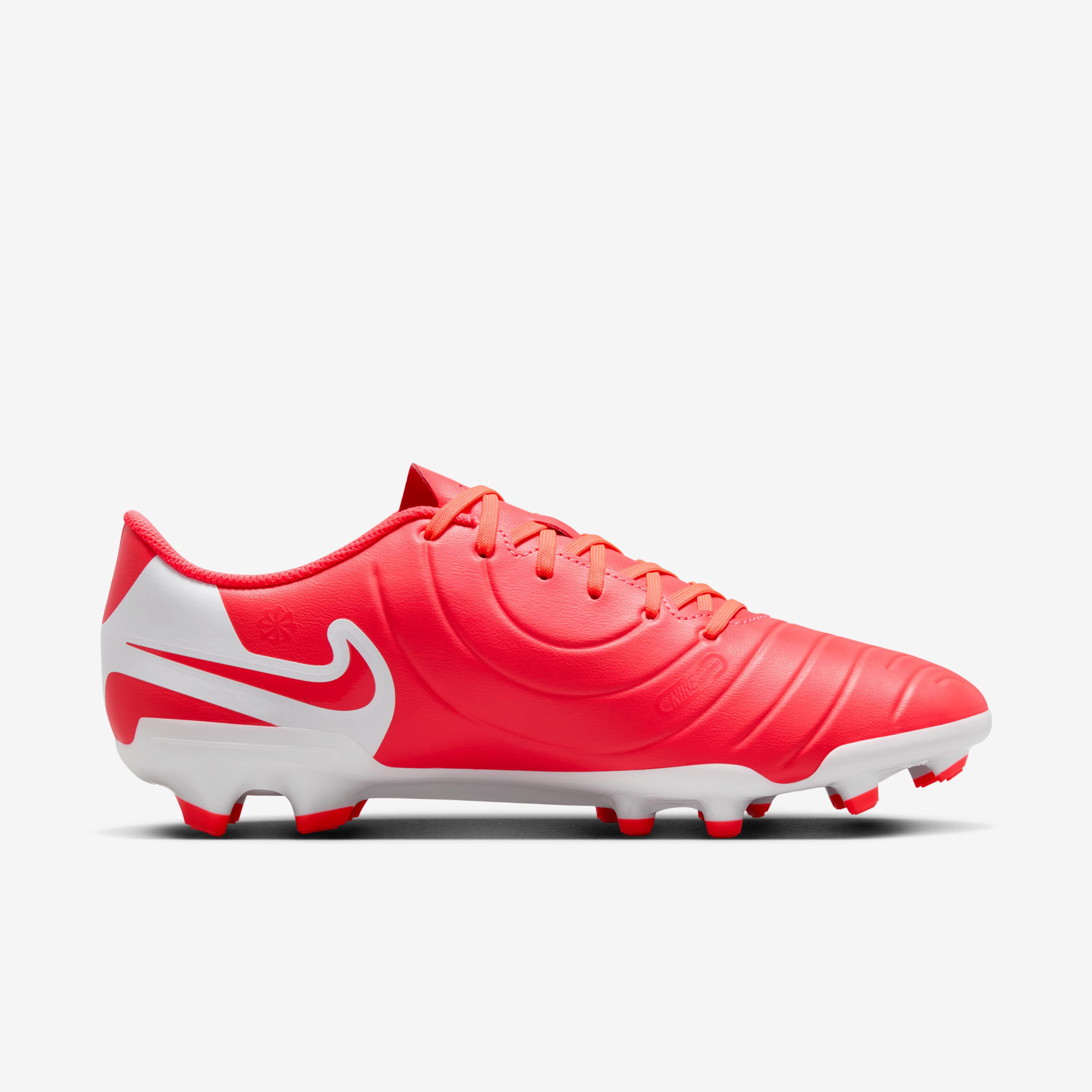 Nike Tiempo Legend 10 Club image number 2