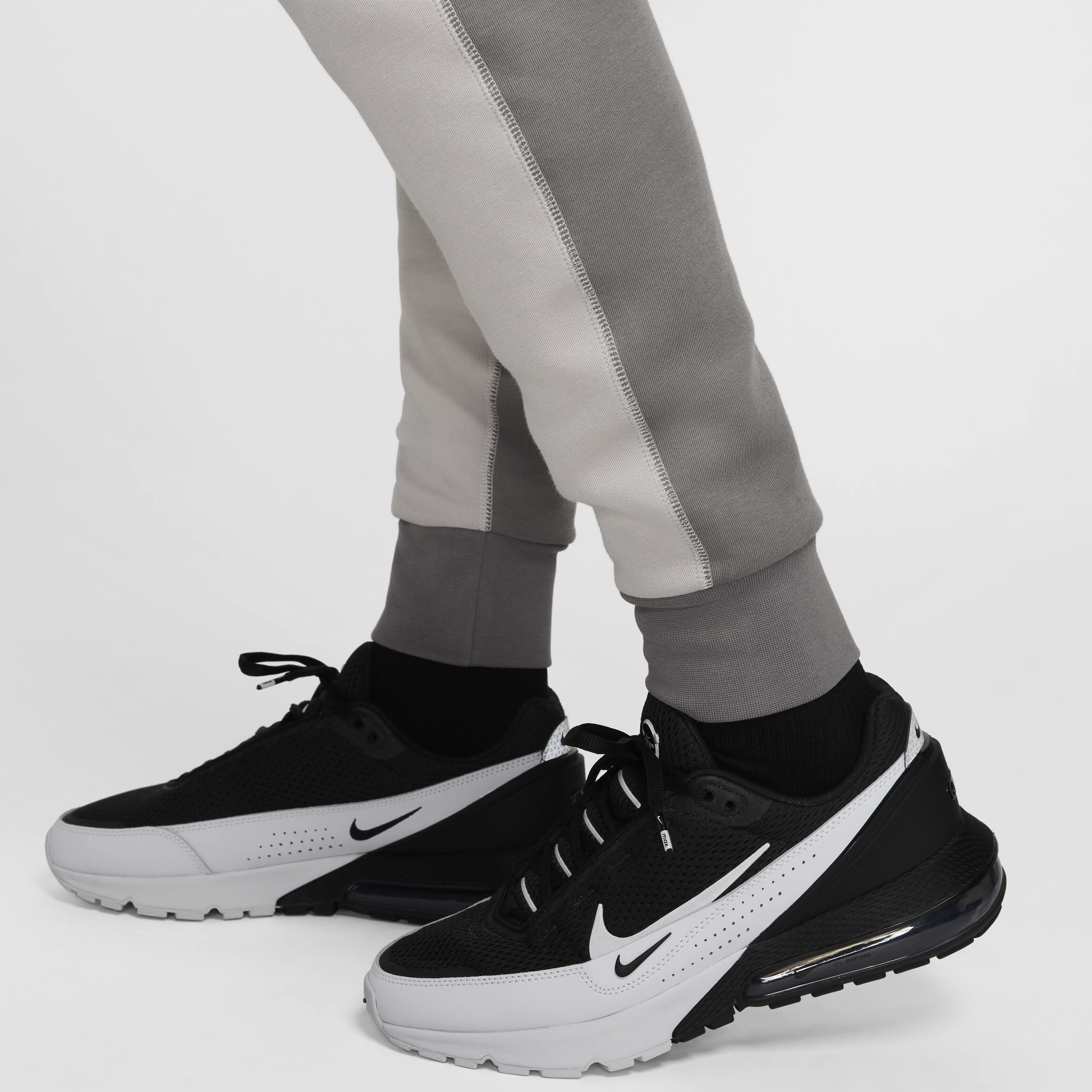 نايكي سبورتسوير تك فليس image number 7