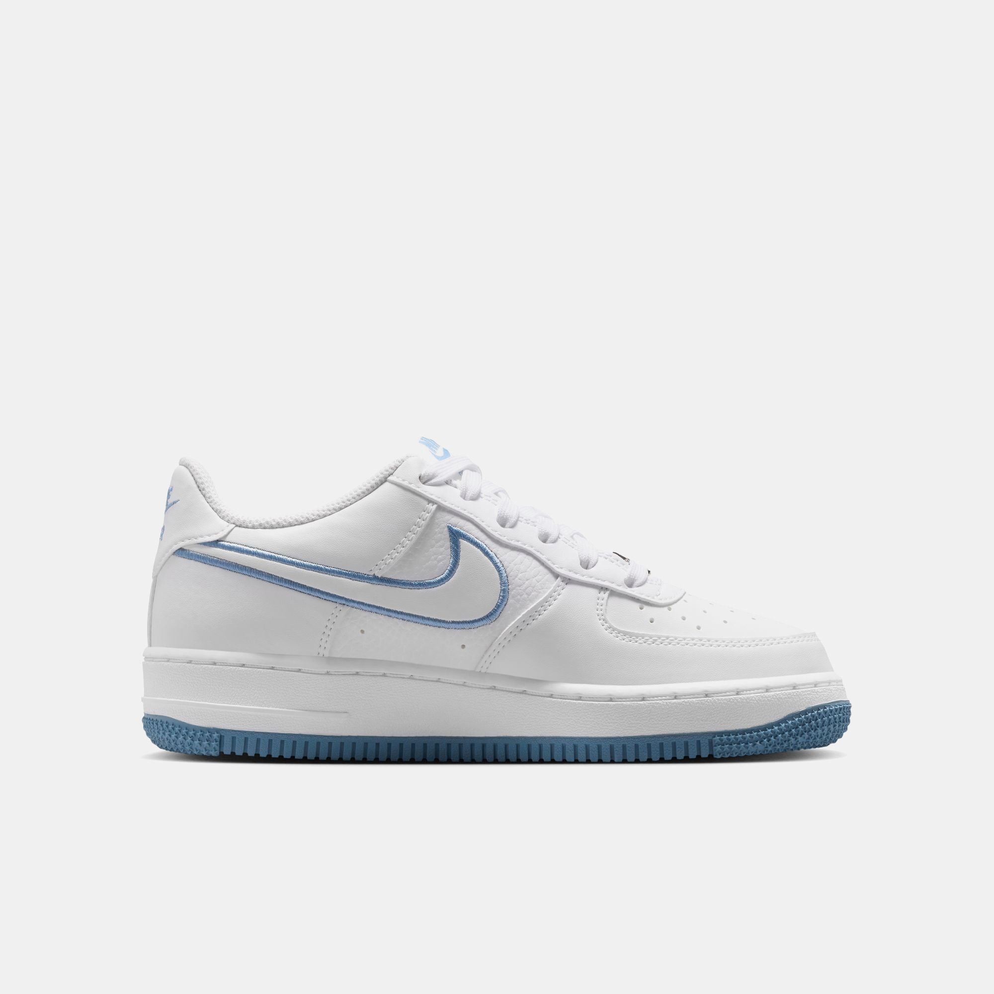 Nike Air Force 1 image number 6