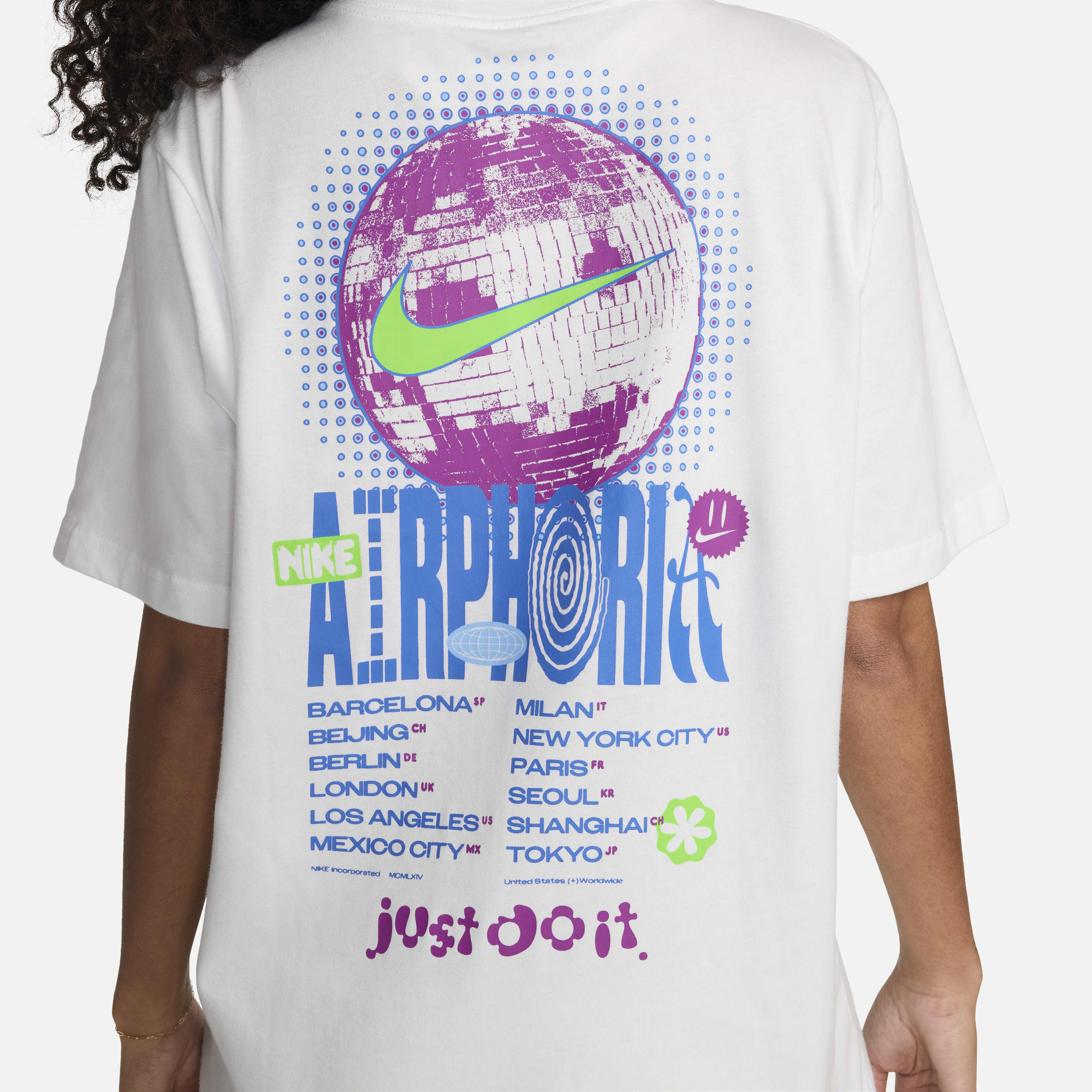 نايكي سبورتسوير image number 4