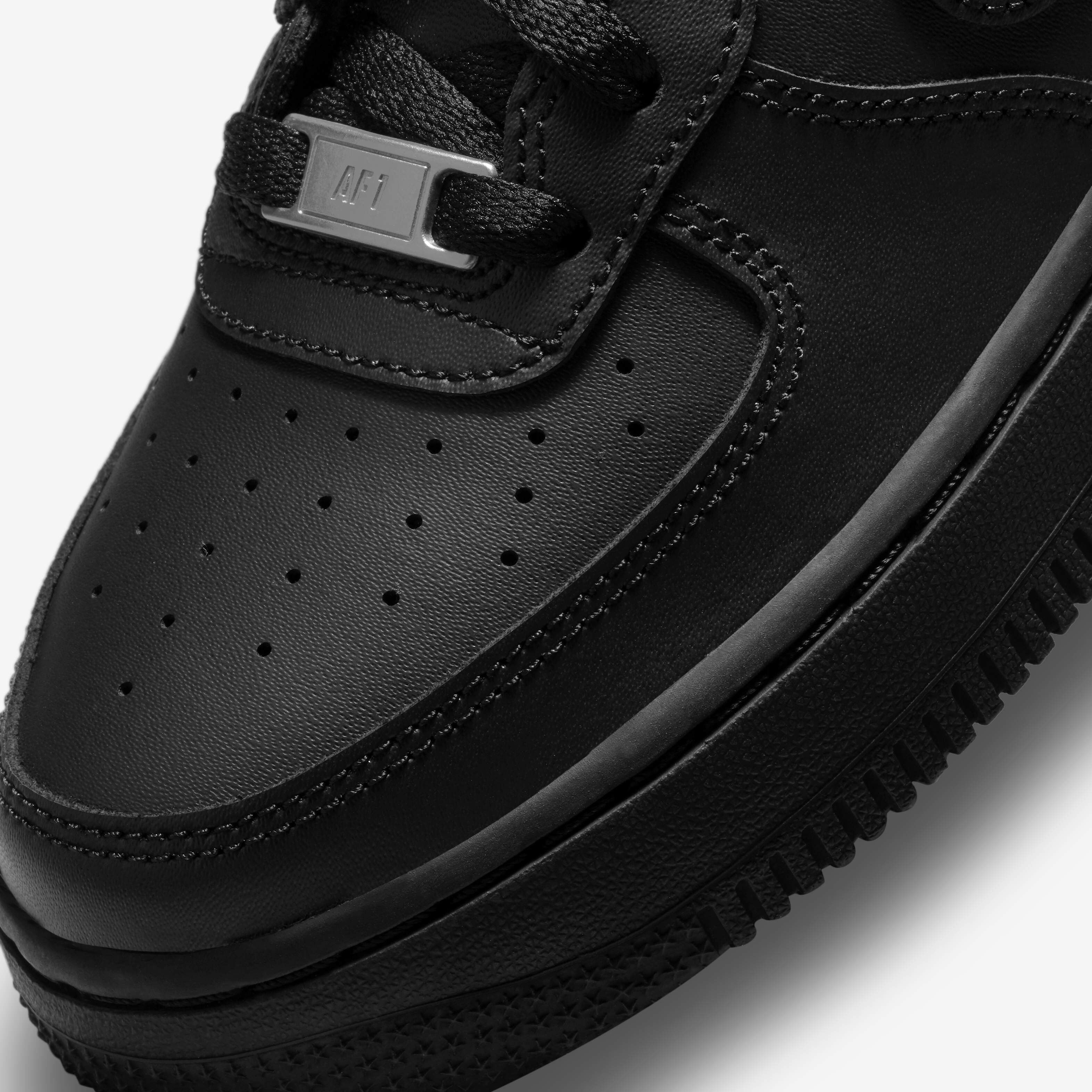 Nike air force 1 kids size 6 on sale