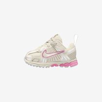 Nike Vomero 5
