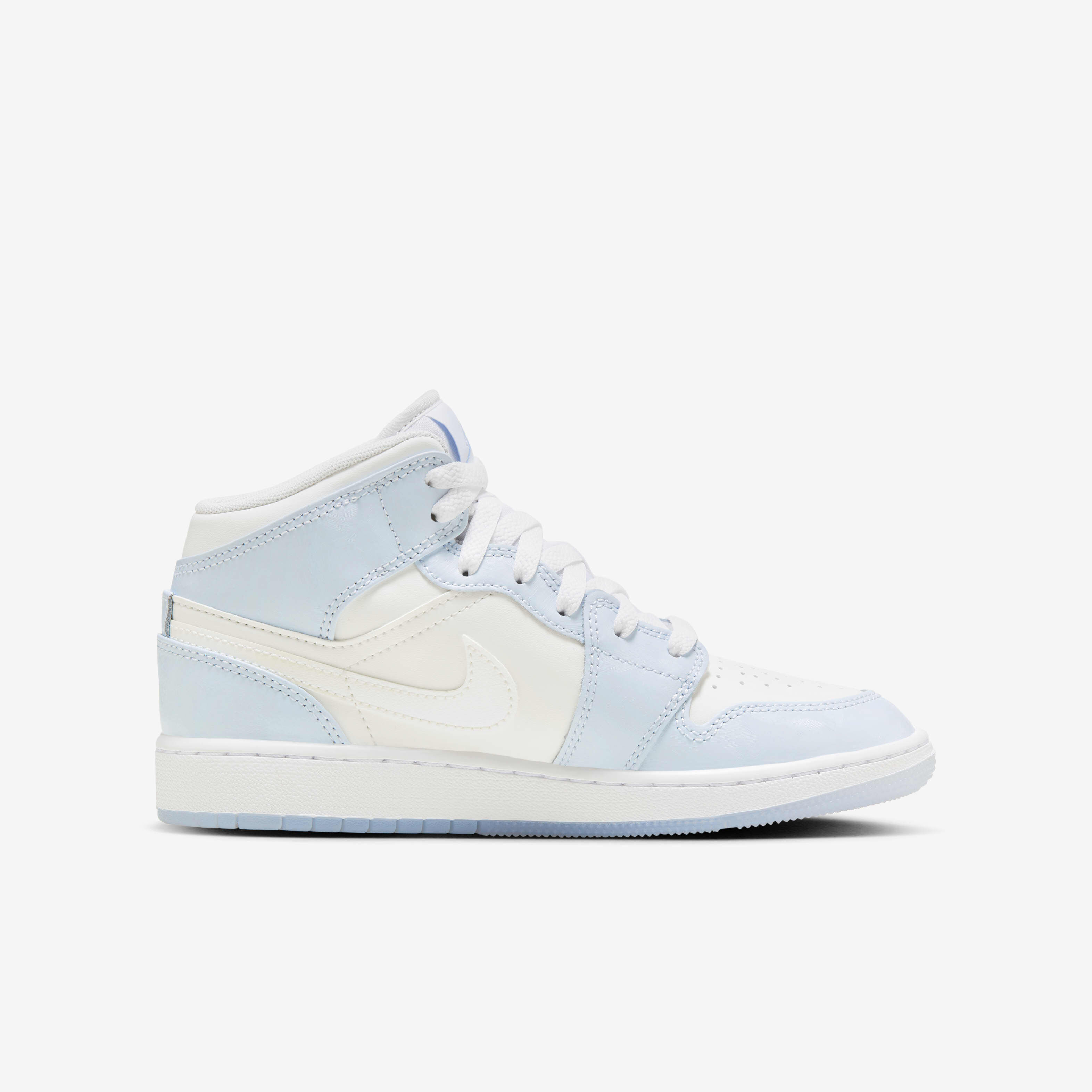Air Jordan 1 Mid SE image number 2