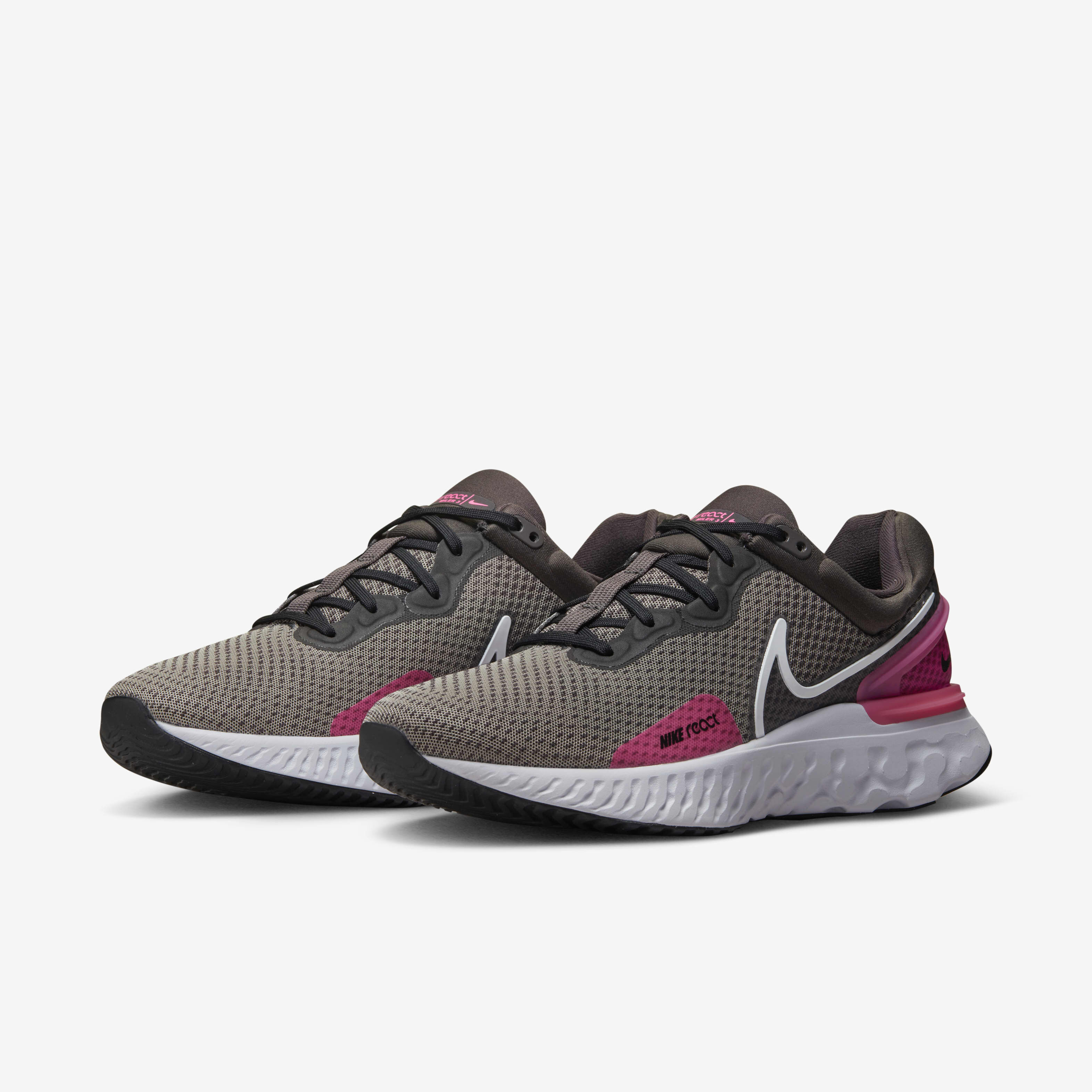 Nike React Miler 3 image number 4
