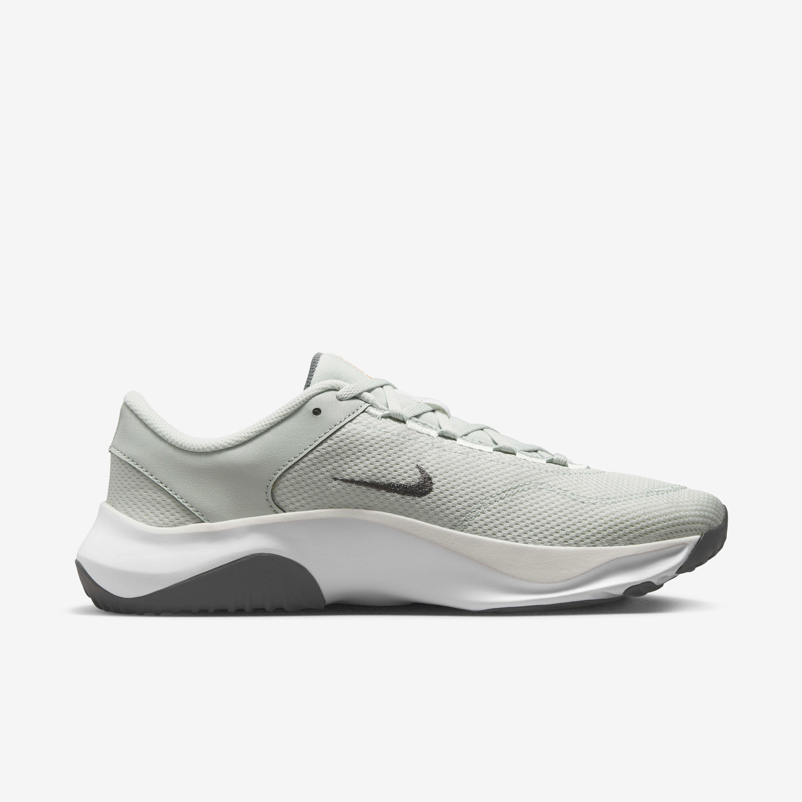 Nike Legend Essential 3 خرید و قیمت کفش ورزشی - بوفه