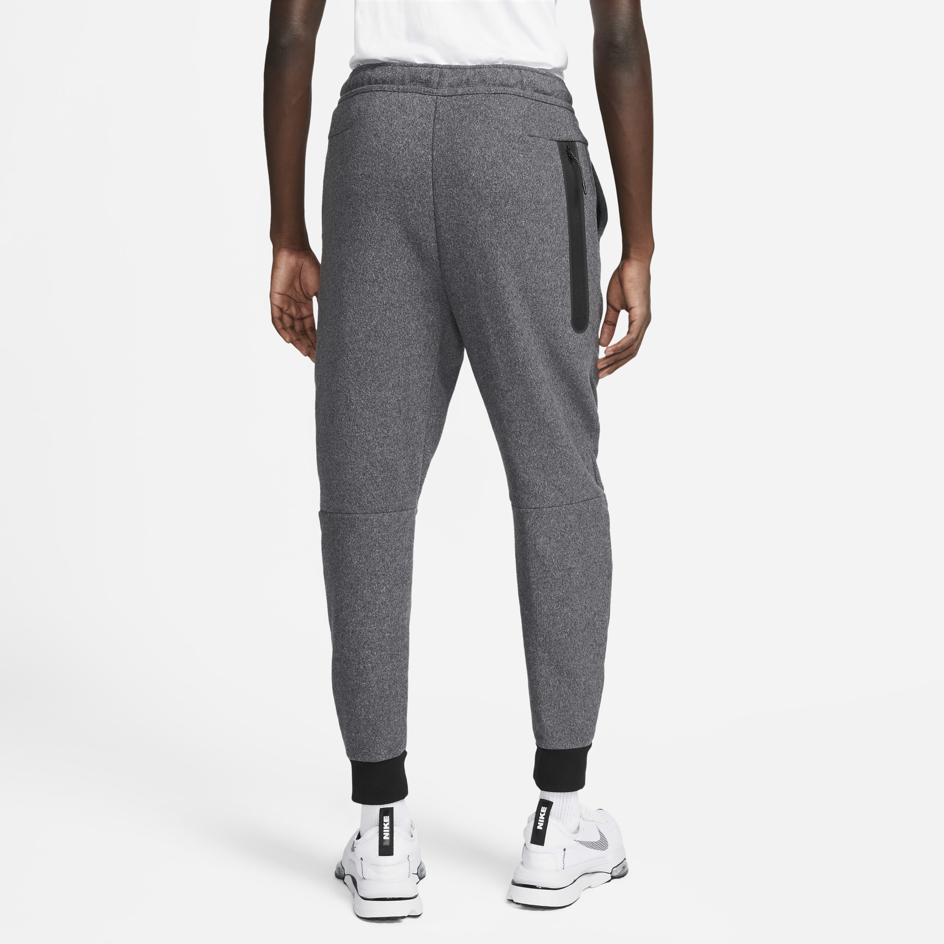 Nike Sportswear Tech Fleece image number 1