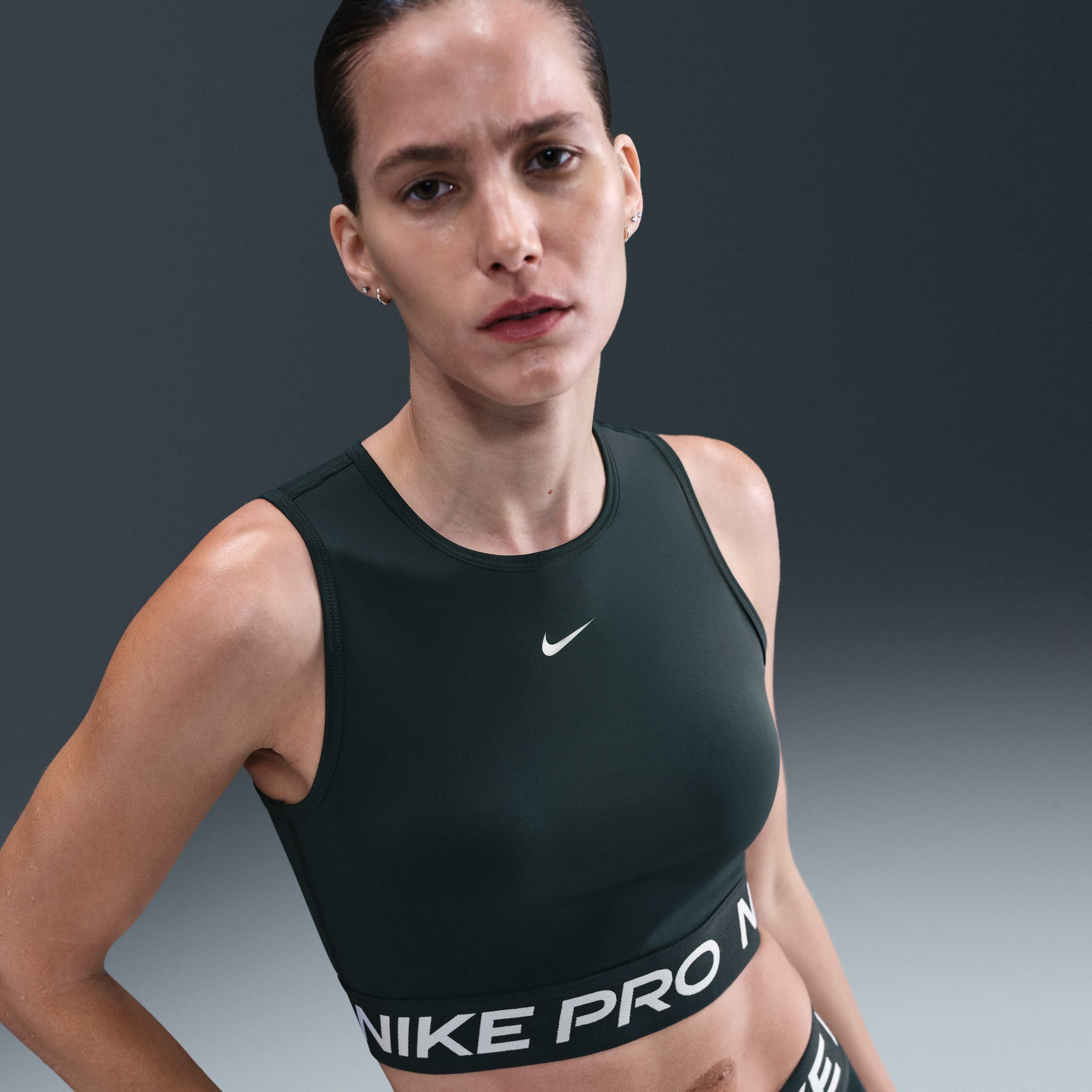 Nike Pro image number 0