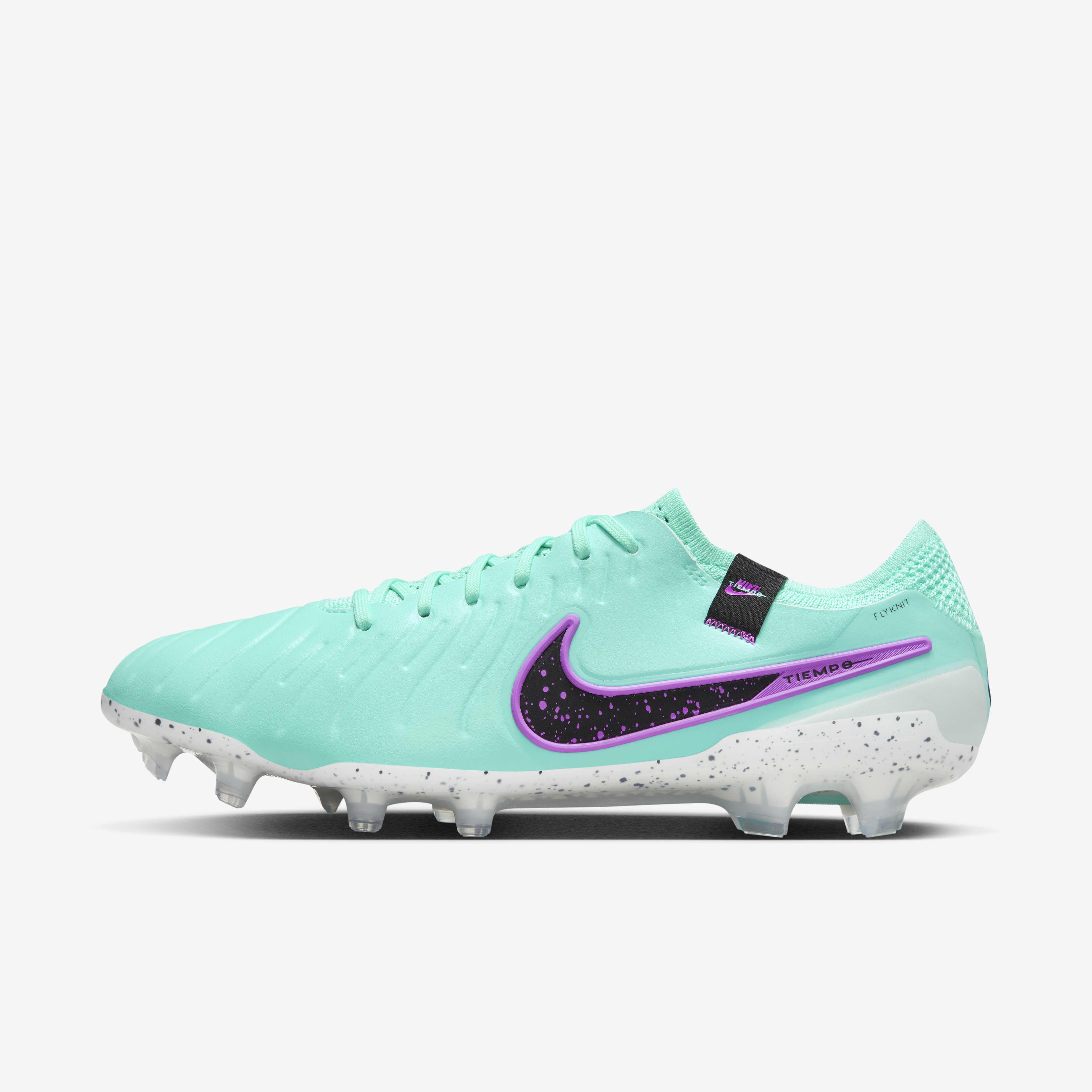 Nike tiempo range 2025