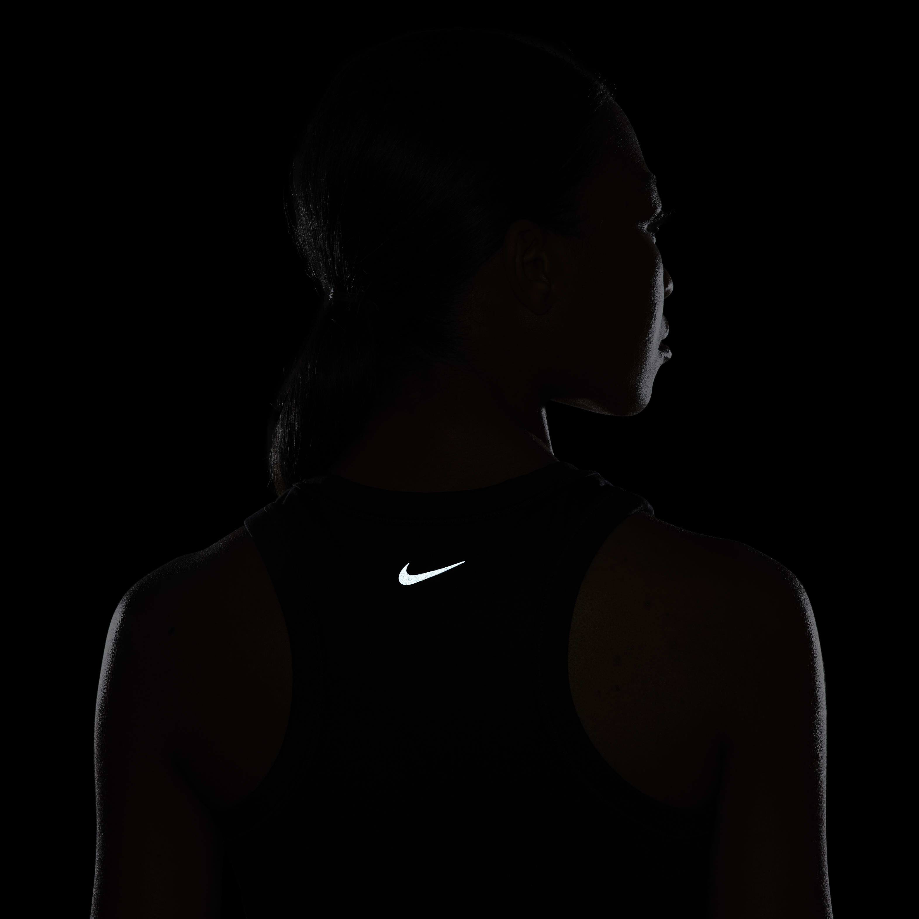 نايكي ون فيتد image number 5