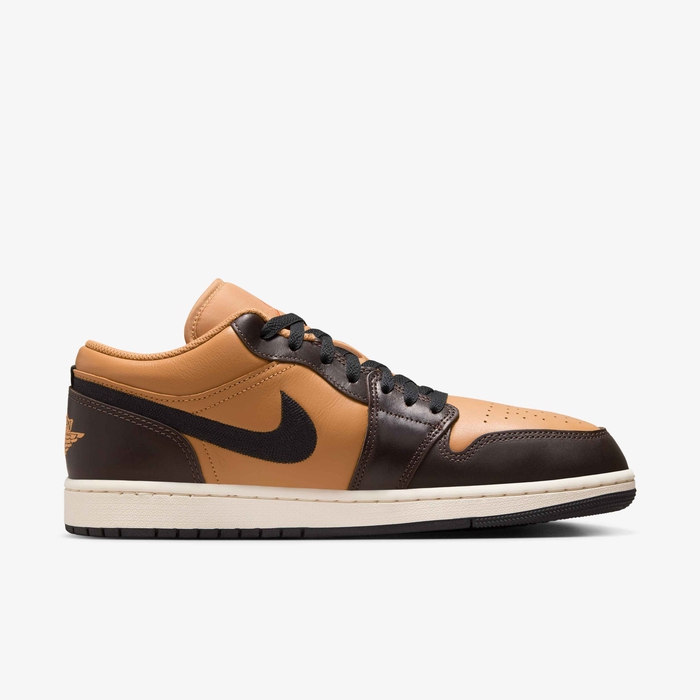 Air Jordan 1 Low SE image number 2 Air Jordan 1 Low SE image number 2