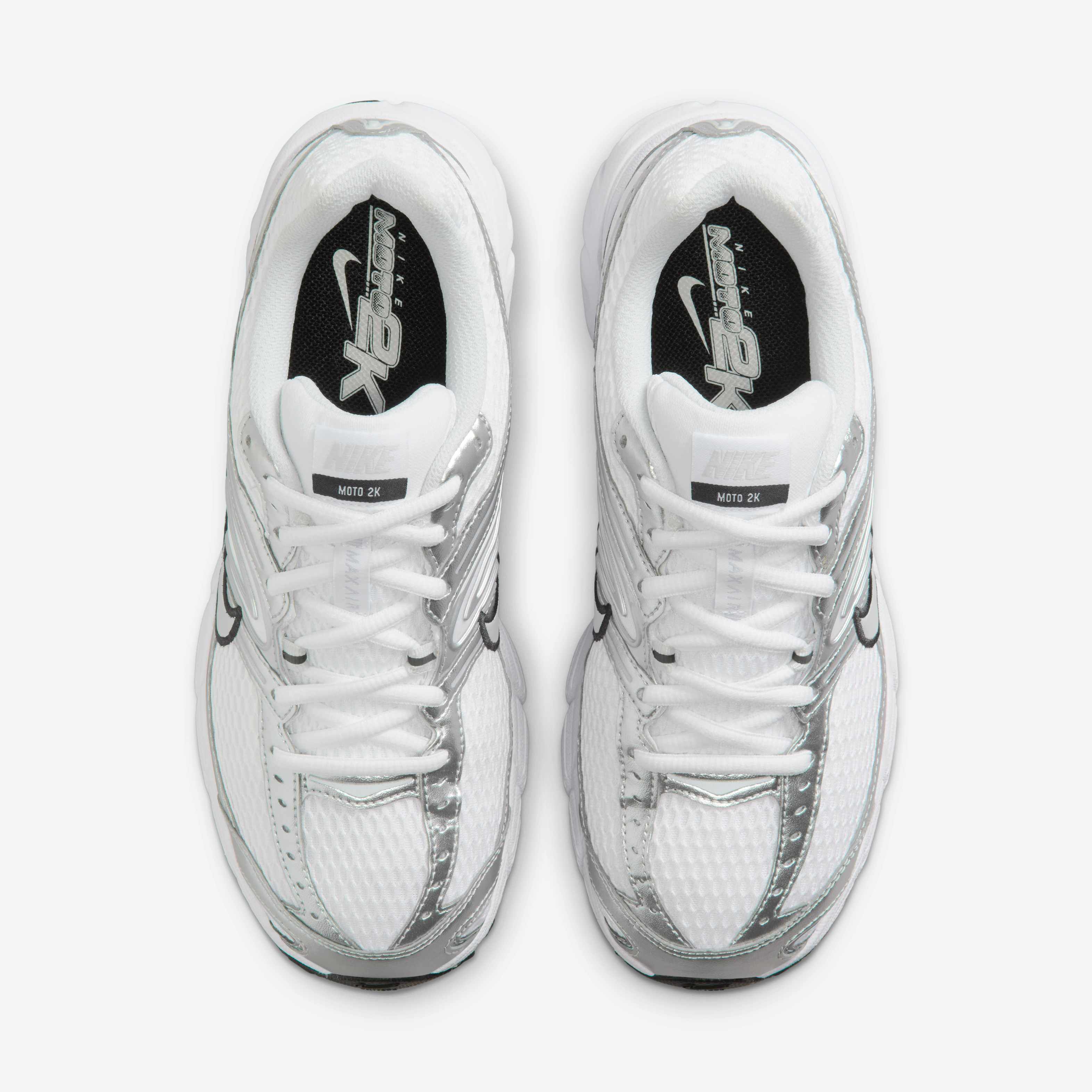 ◆正規品◆NIKE AIR MAX MOTO 2K(W)◆関税込◆男女共用◆人気◆ Buy Nike Air Max Moto 2K Women's Shoes - White/Metallic