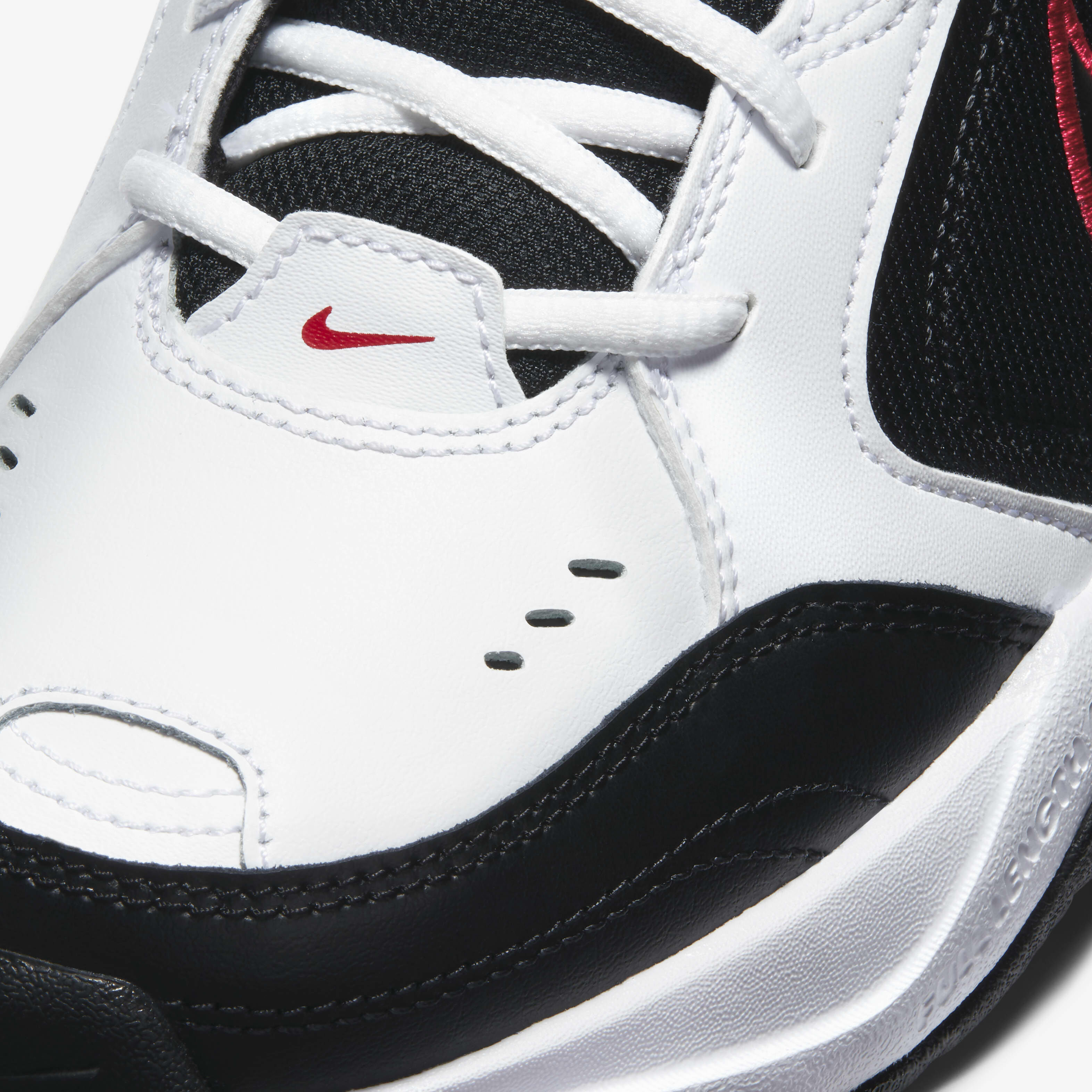 Buy Nike Air Monarch IV Men s Workout Shoes Nike Saudi Official